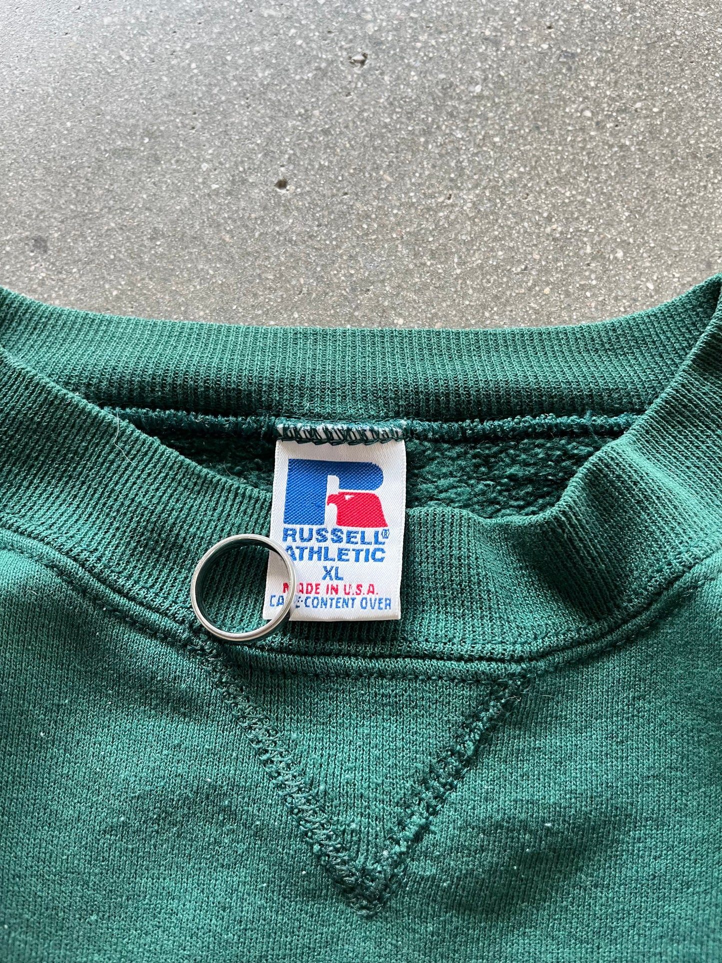 90’S GREEN RUSSELL ATHLETIC CREWNECK - BOXY L/XL