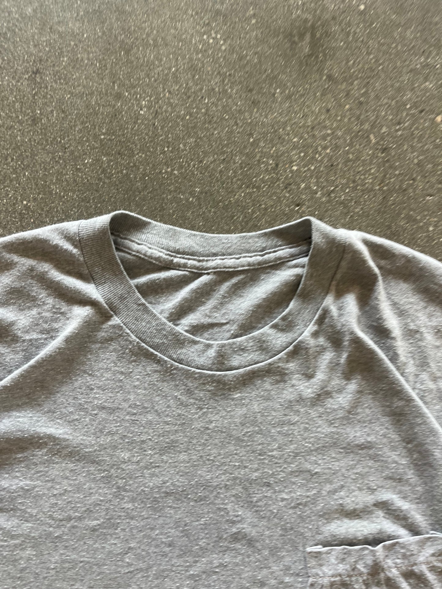 90’S HEATHER GRAY POCKET TEE - L