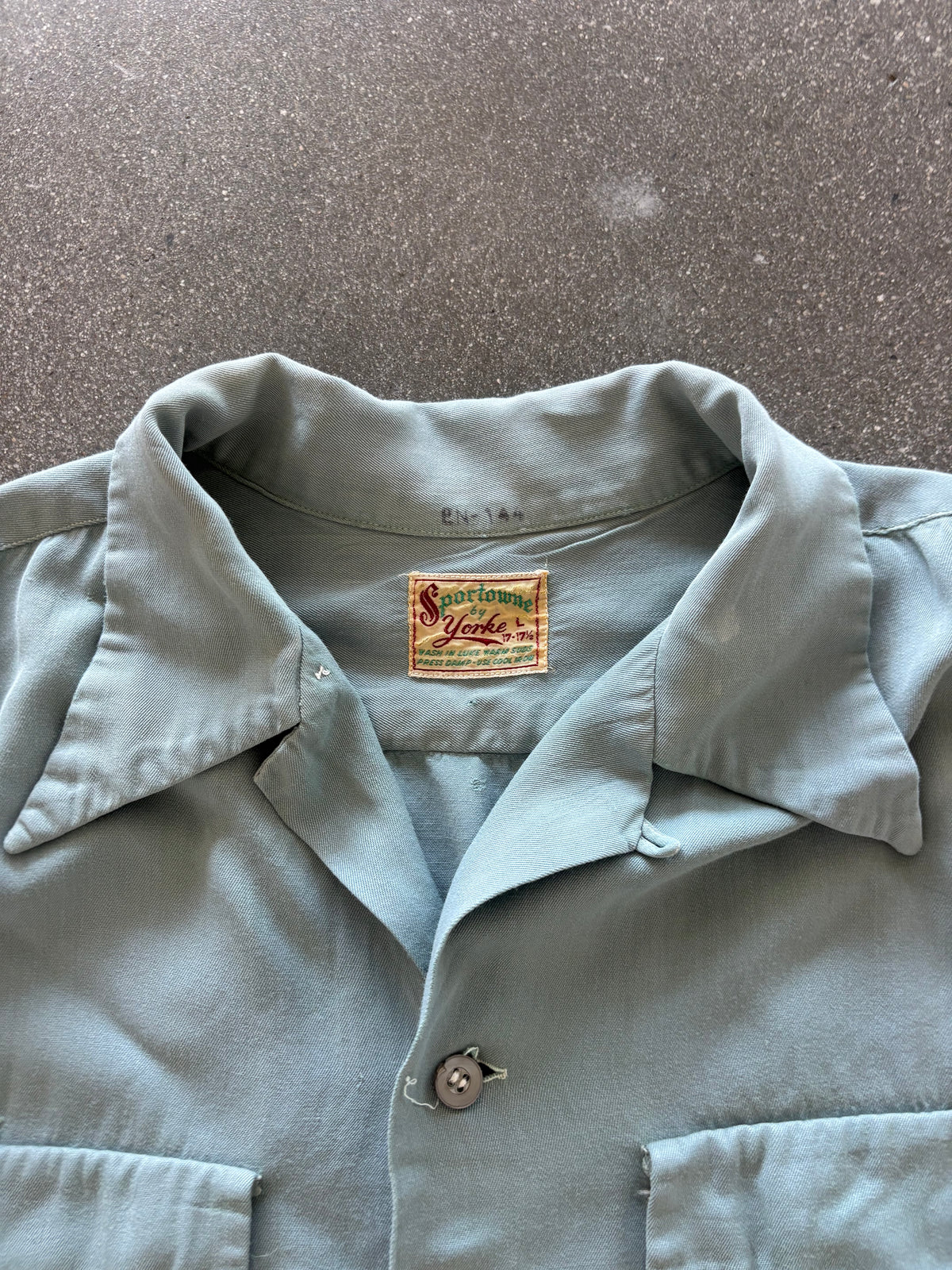 50’S MINT GREEN BOXY GABARDINE BUTTON UP - BOXY M