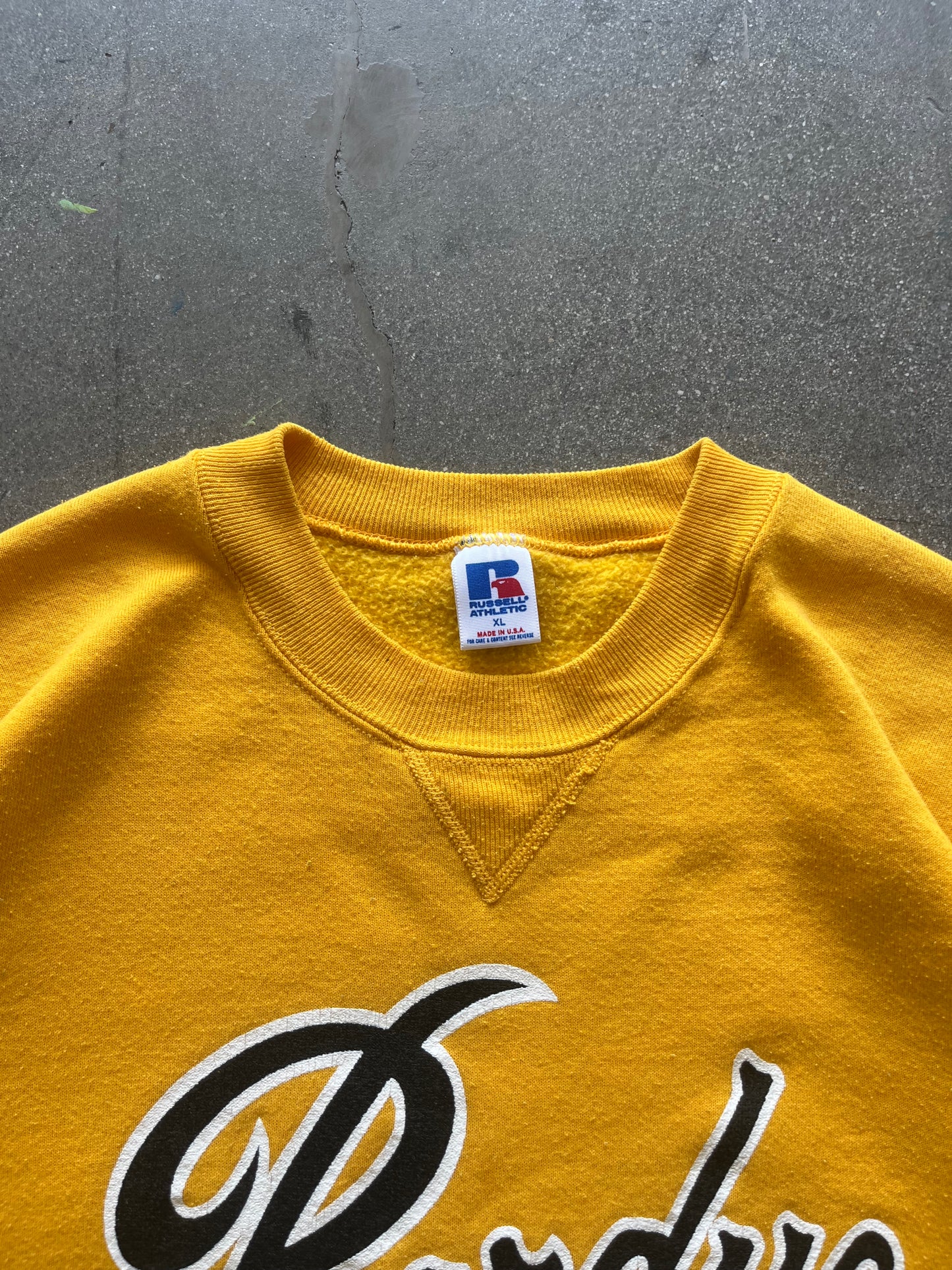 80’S YELLOW “PURDUE” RUSSELL ATHLETIC CREWNECK - BOXY L