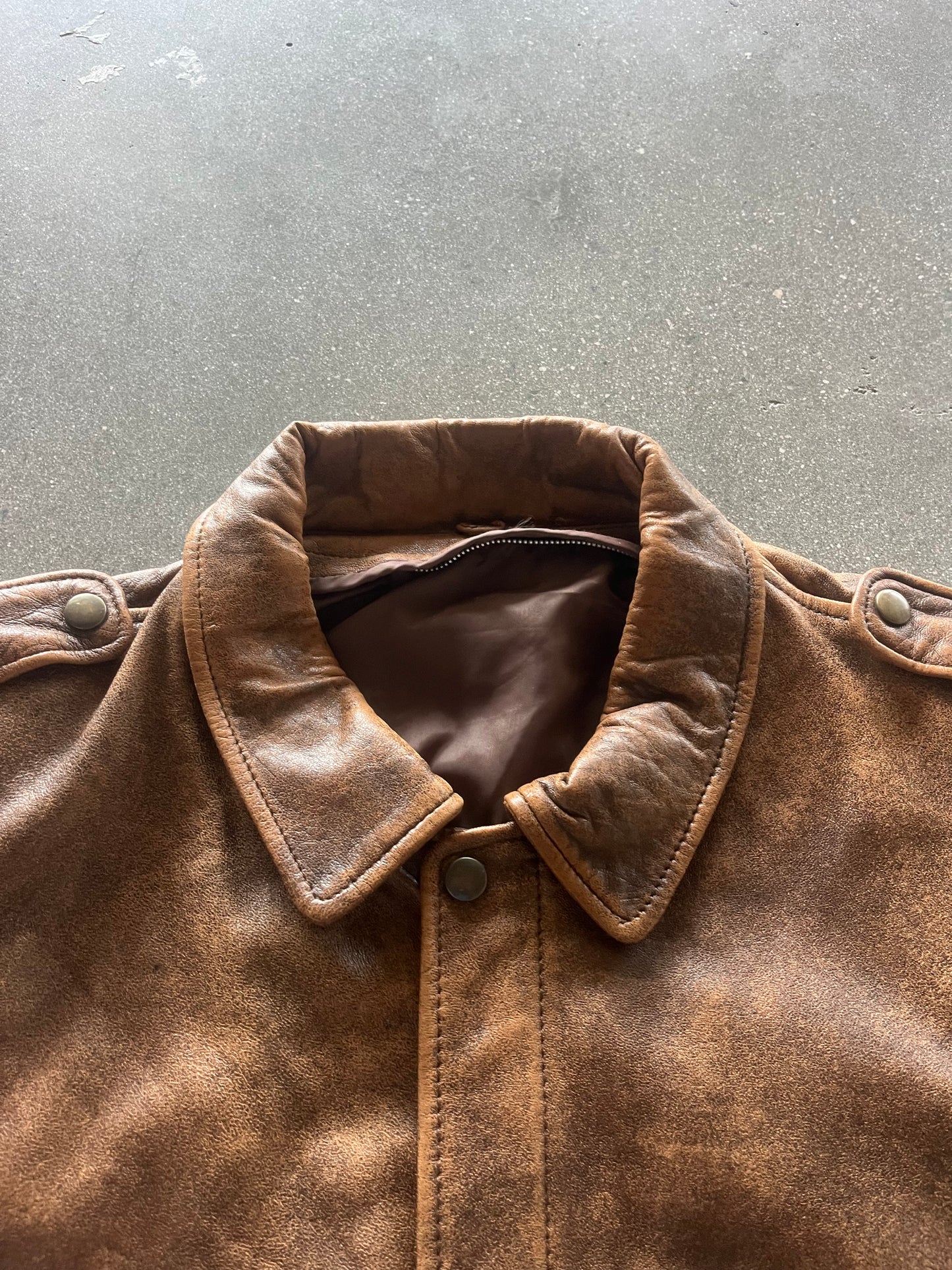 80’S A2 BROWN LEATHER FLIGHT JACKET - BOXY L