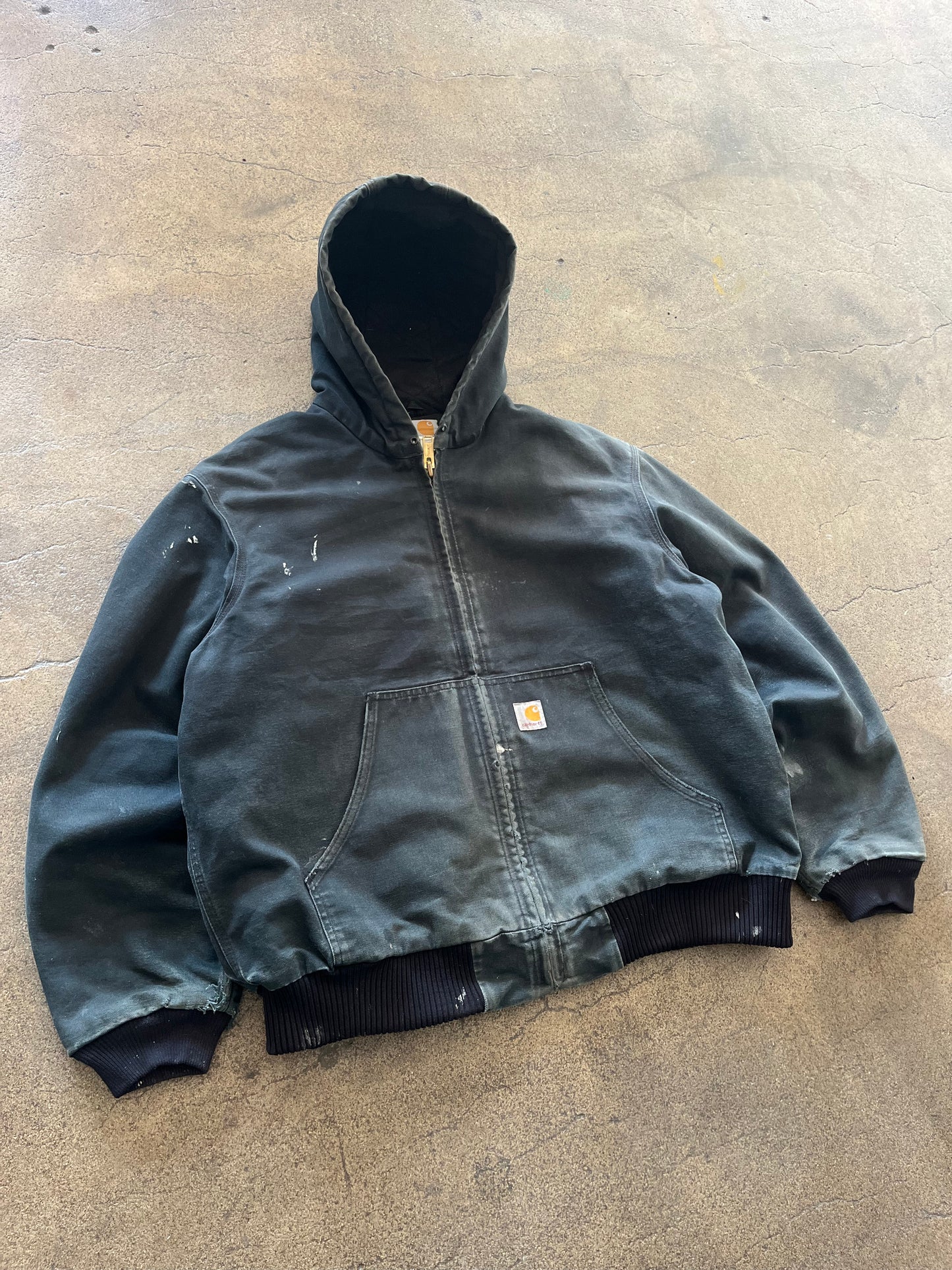 90’S FADED BLACK HOODED CARHARTT JACKET - BOXY L/XL