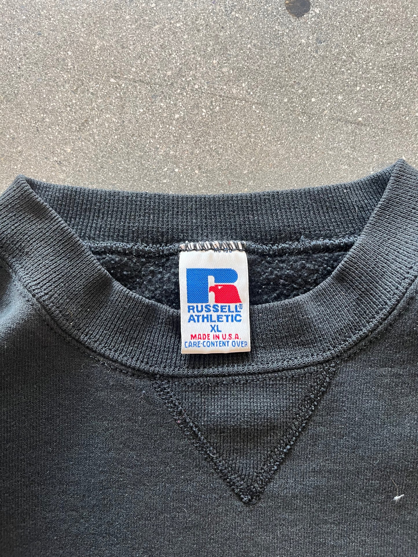 90’S FADED BLACK RUSSELL CREWNECK - BOXY L/XL