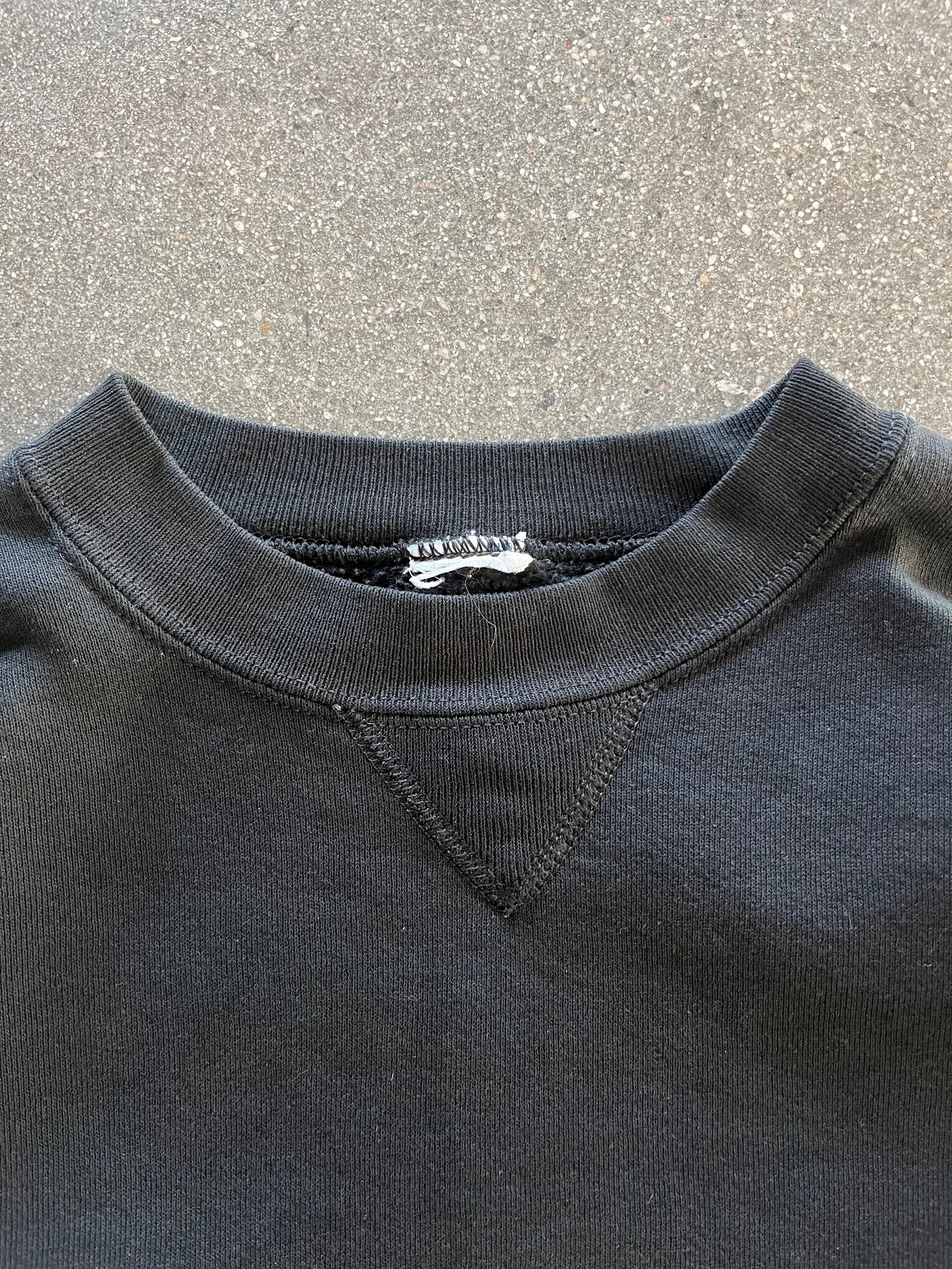 90’S BLACK RUSSEL CREWNECK - BOXY L