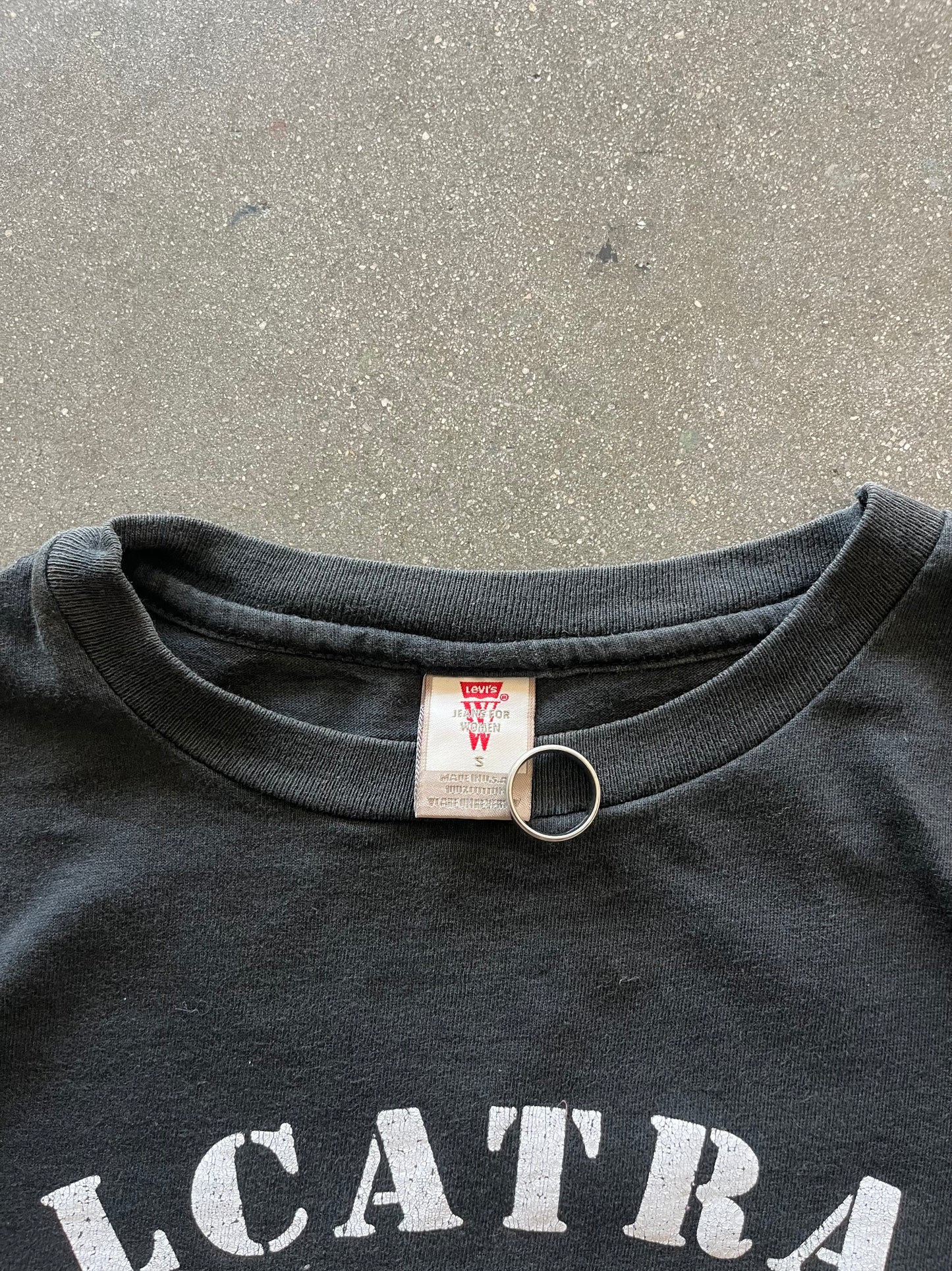90’S LEVI’S “ALCATRAZ SWIM TEAM” TEE - BOXY S/M