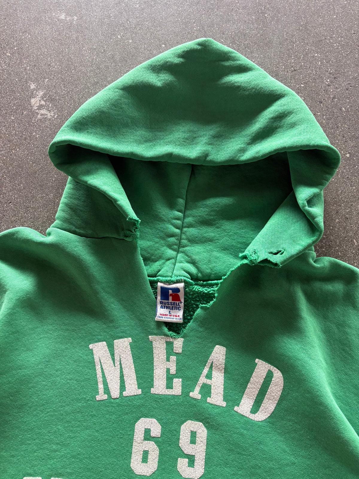 90’S GREEN “MEAD 69 MUSTANGS” RUSSELL HOODIE - L