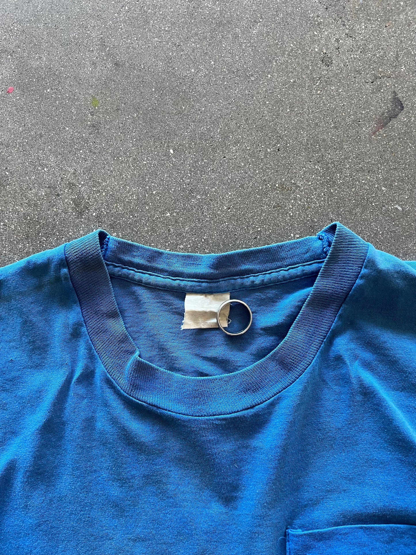 90’S FADED BLUE “POLAN’S GARAGE” POCKET TEE - M