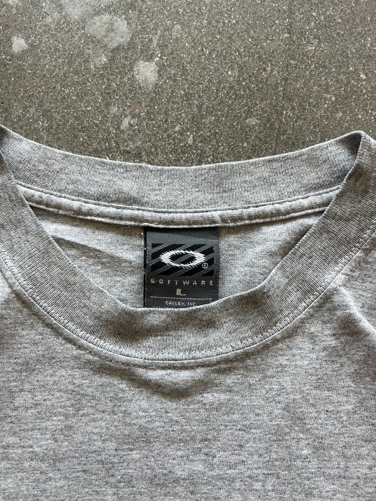 90’S OAKLEY SOFTWARE BOX LOGO TEE - L