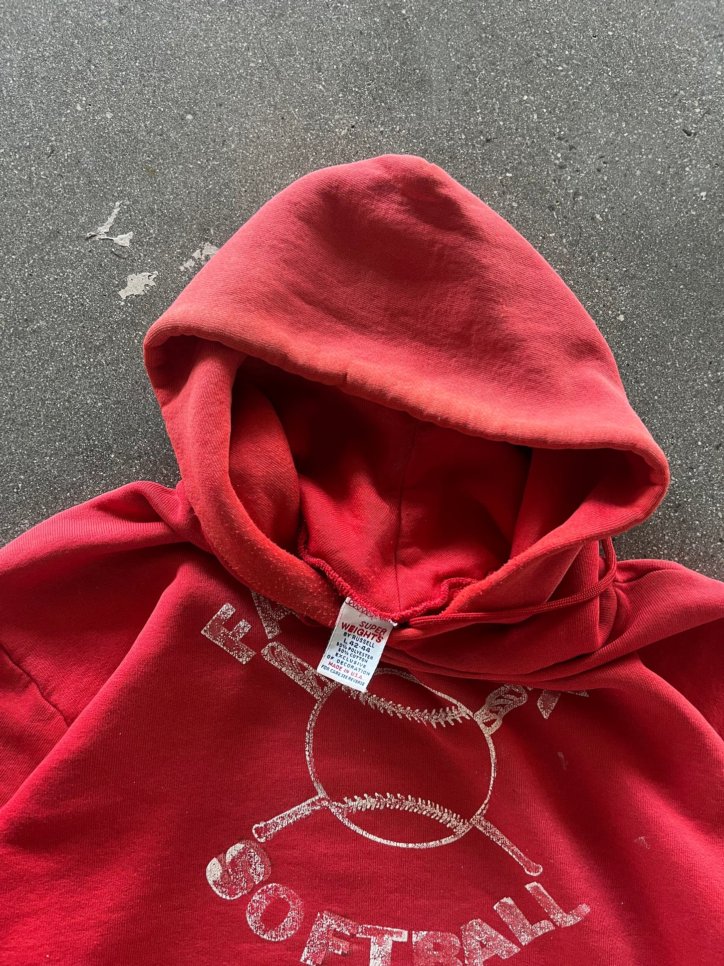80’S SUNFADED RED “FAR ROCK SOFTBALL” RUSSELL HOODIE - M/L