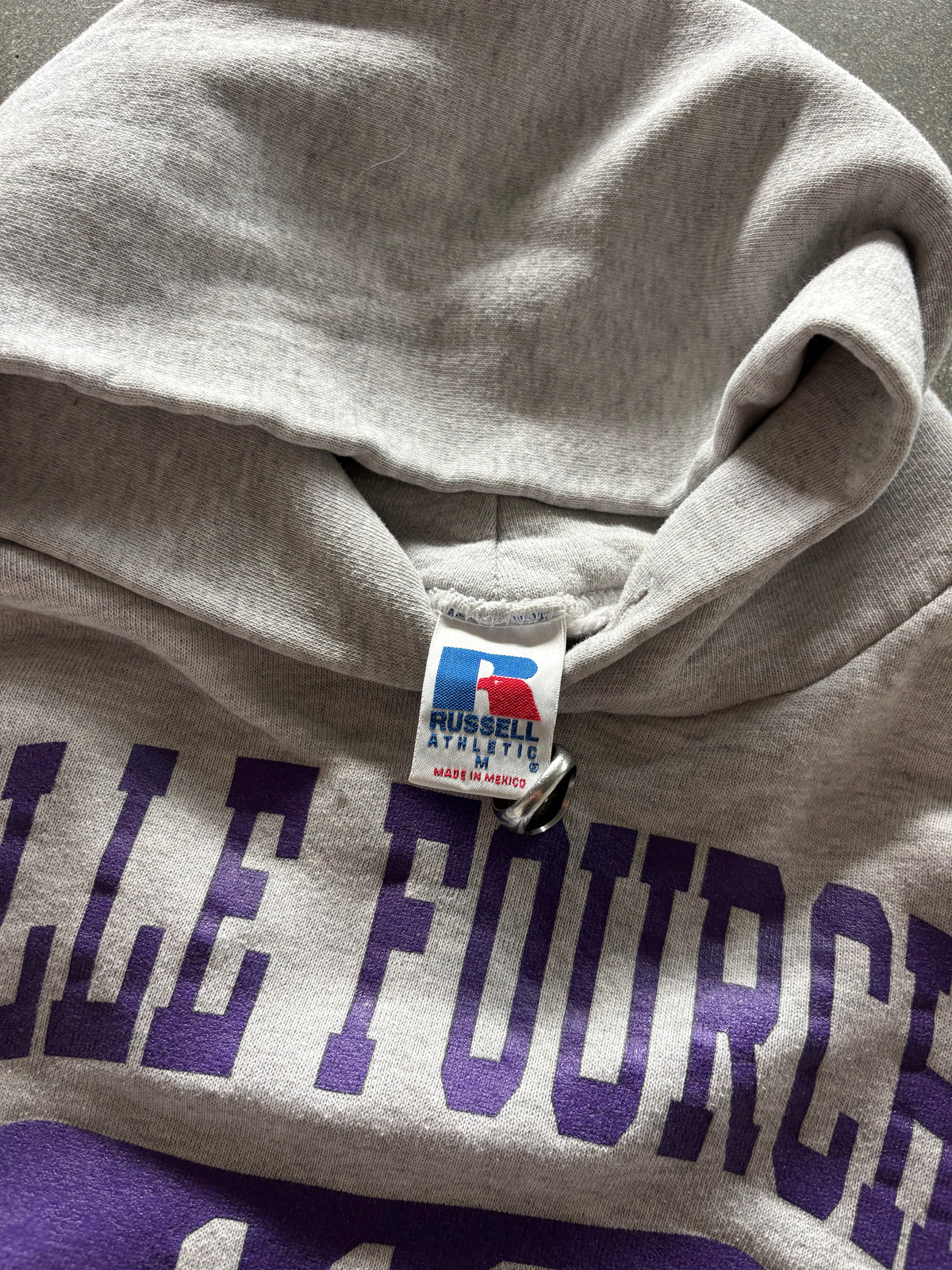 90’S HEATHER GRAY “BELLE FOURCHE WRESTLING” RUSSELL HOODIE - M