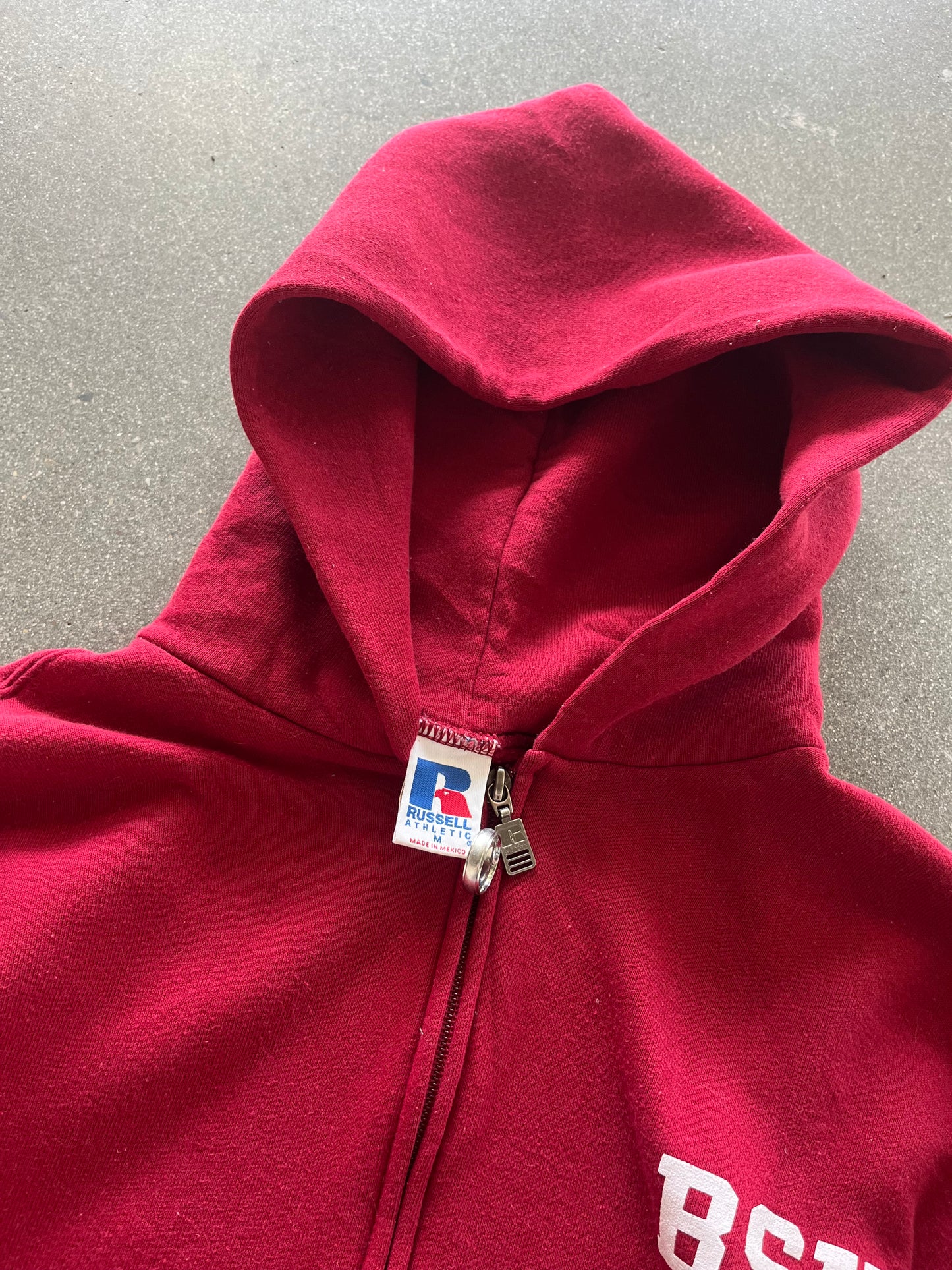 90’S RED “BALL STATE” RUSSELL ATHLETIC ZIP UP HOODIE - BOXY M