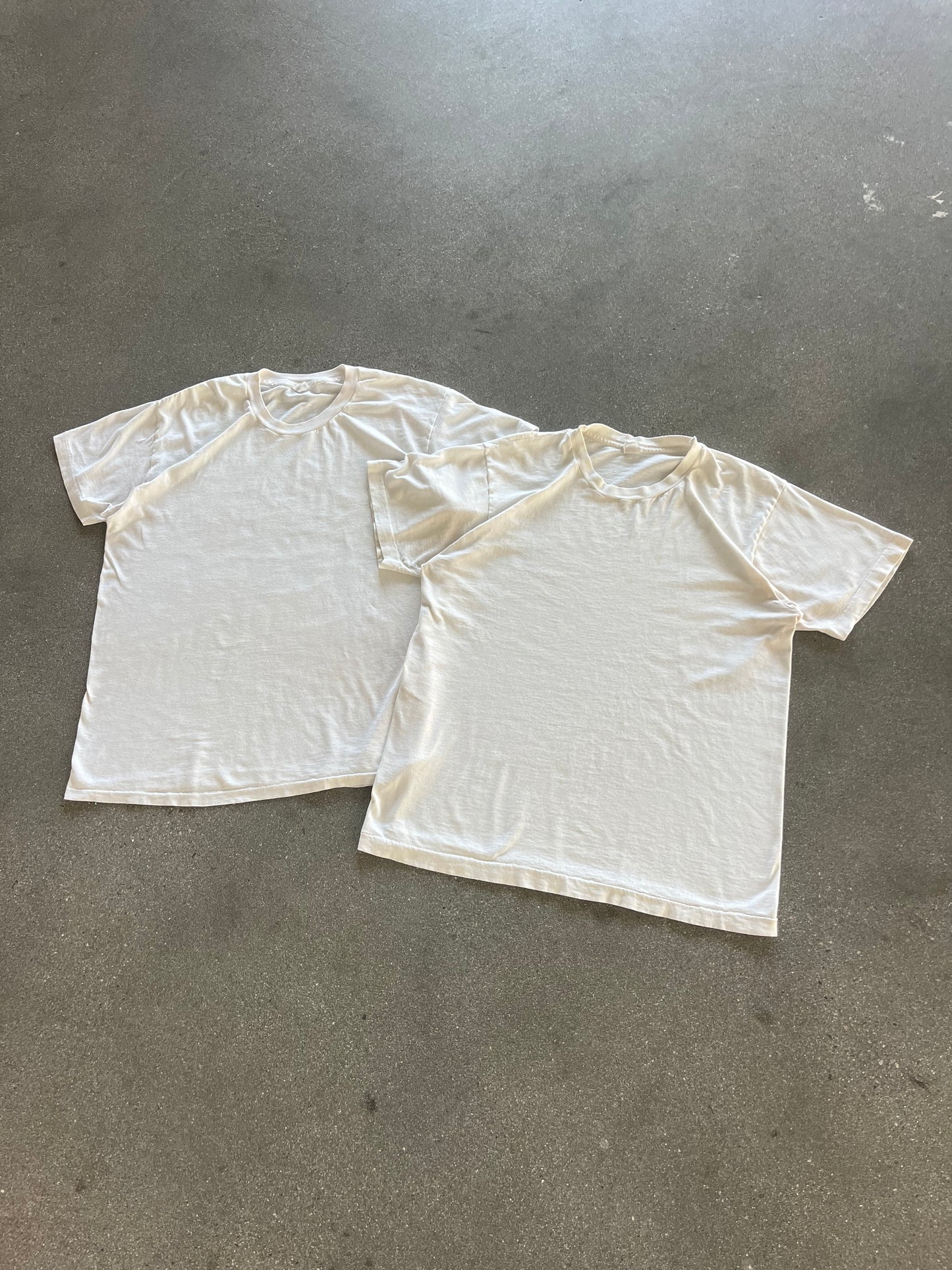 90’S WHITE BLANK SINGLE STITCH TEES (2 PACK) - L