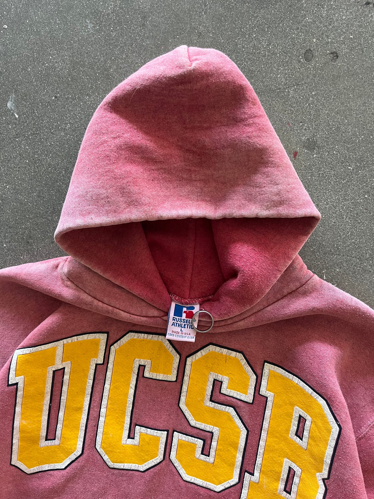 90’S MINERAL PINK “UCSB” RUSSELL ATHLETIC HOODIE - BOXY L