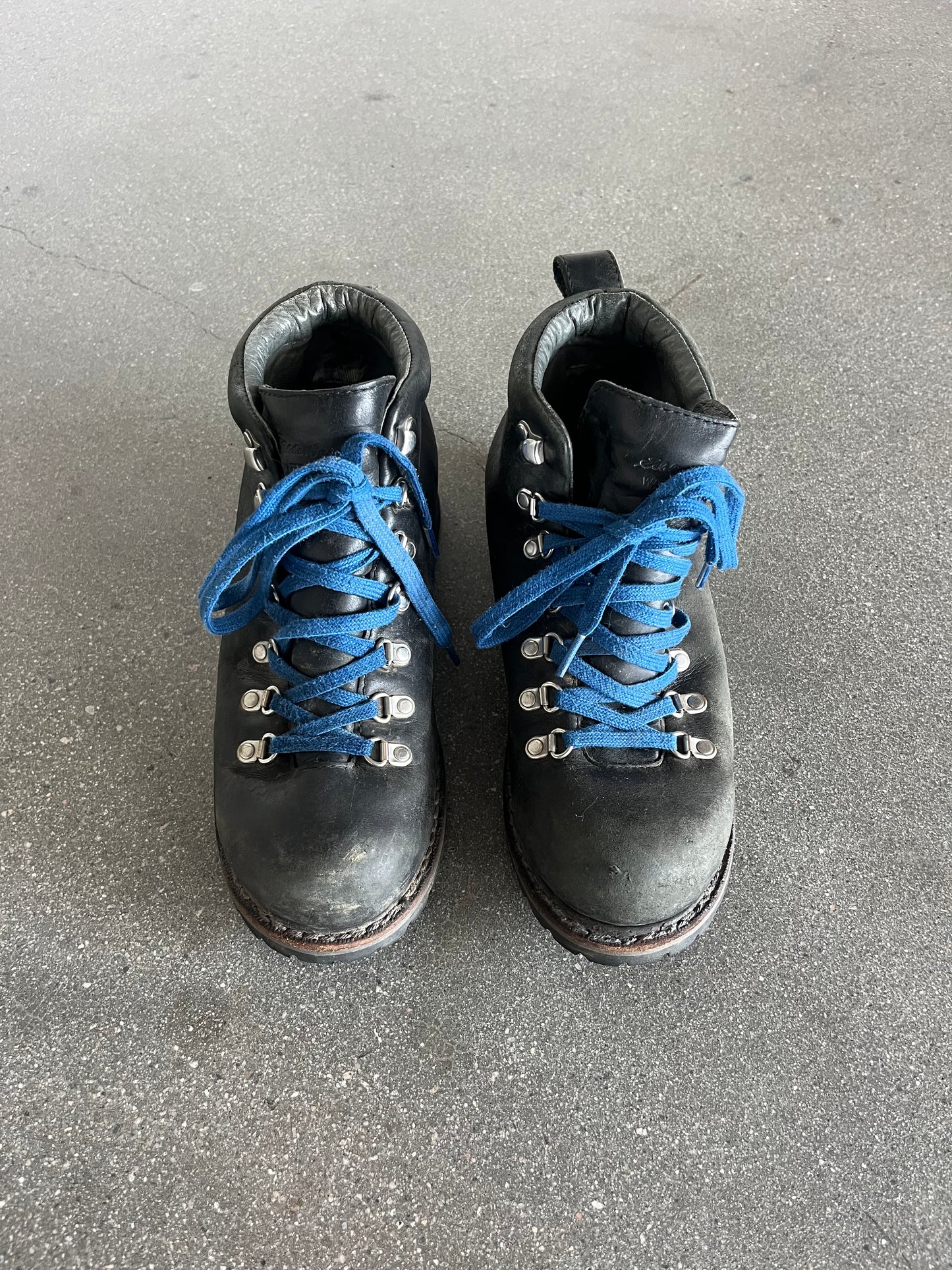 90’S BLACK LEATHER EDDIE BAUER HIKING BOOTS - 8.5 US MEN