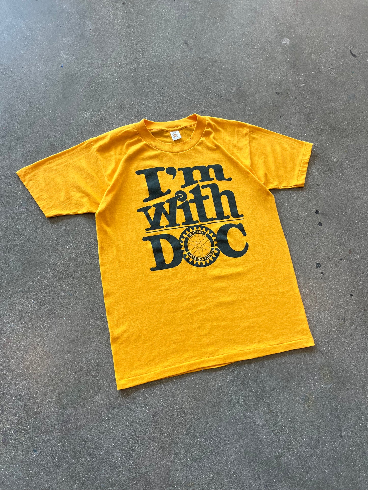 90’S “I’M WITH DOC” TEE - M/L