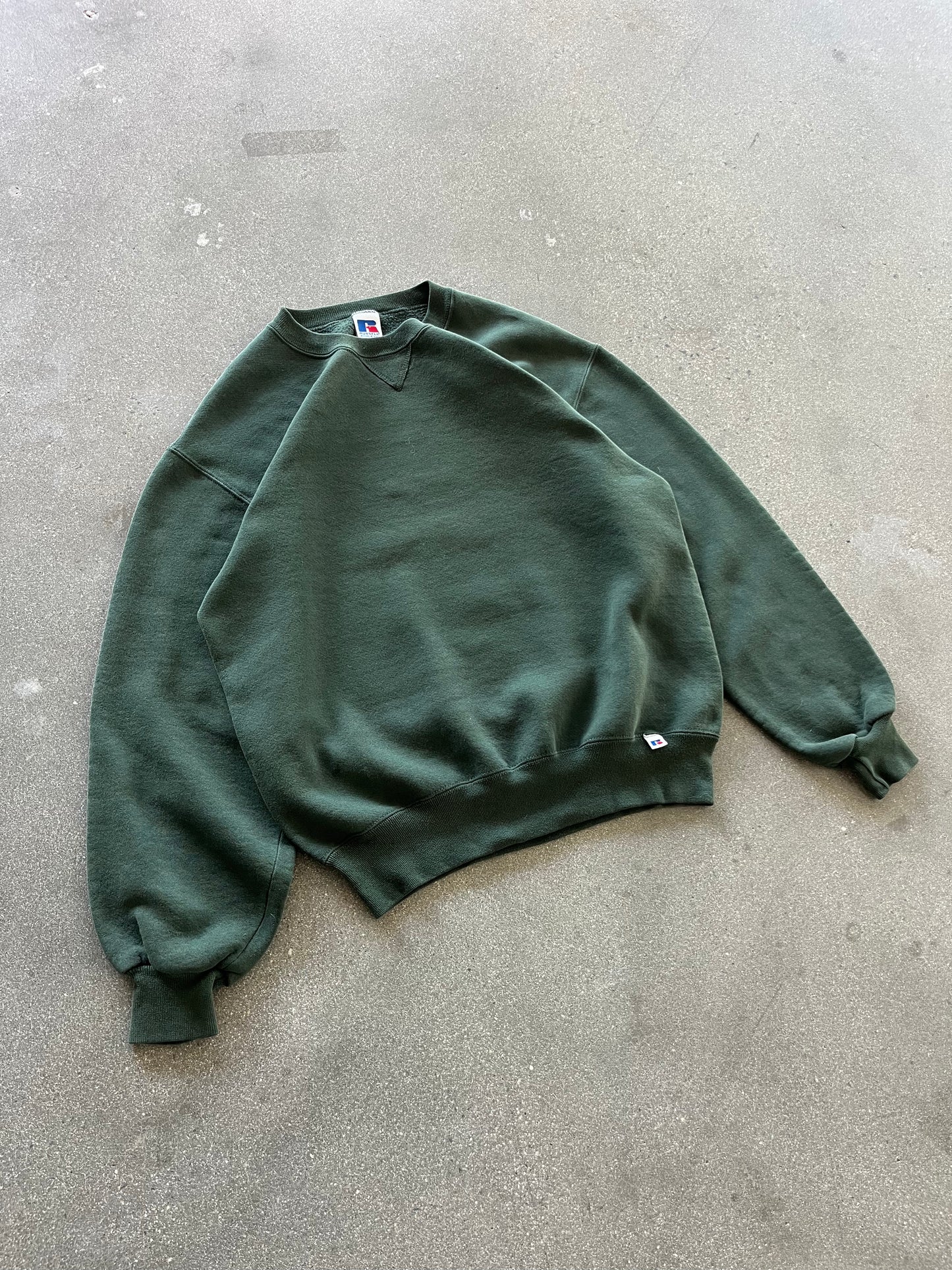 90’S FOREST GREEN RUSSELL CREWNECK - BOXY M/L