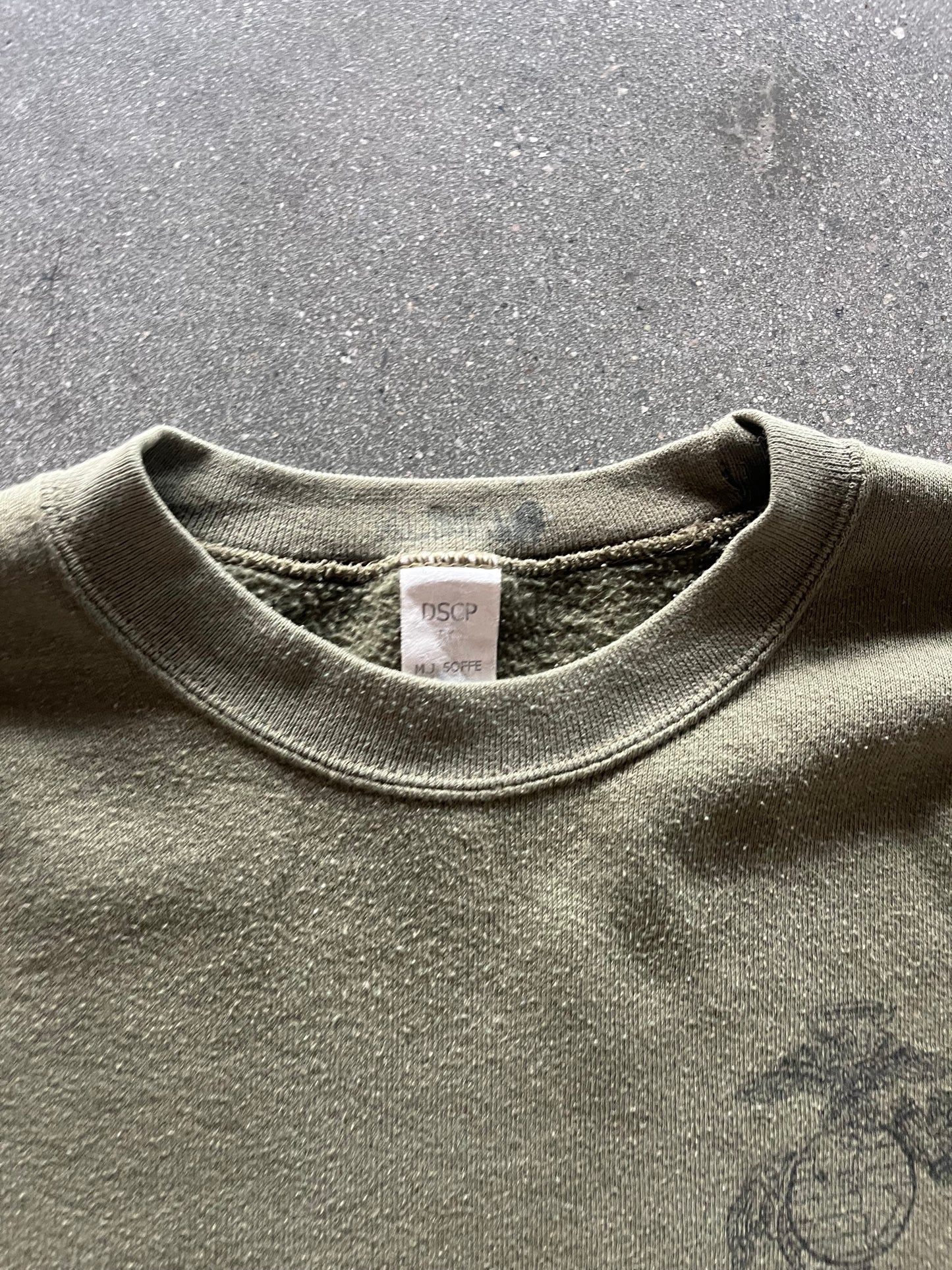 90’S OLIVE “USMC” CREWNECK - BOXY XL/XXL