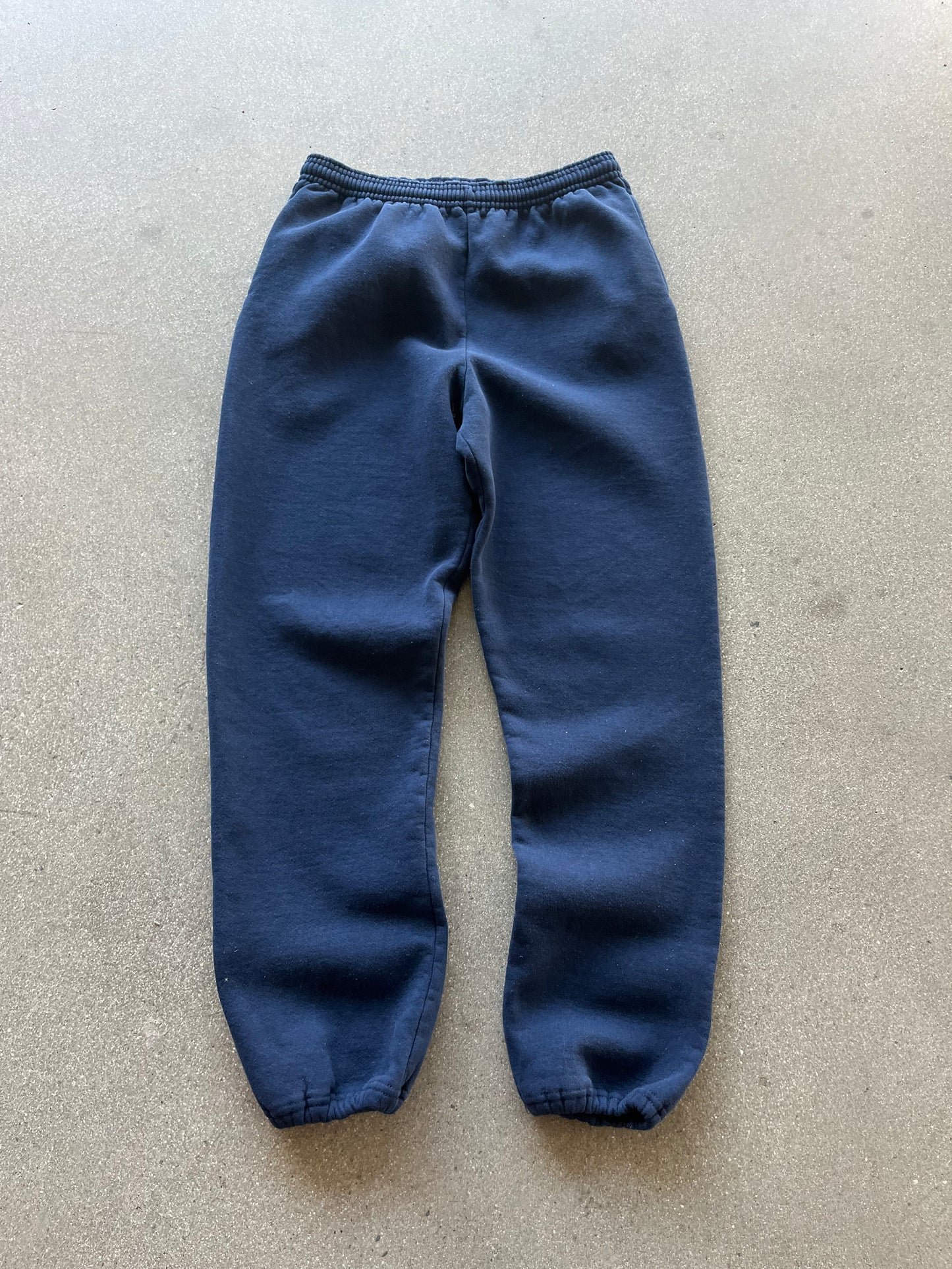 90’S NAVY BLUE RUSSELL ATHLETIC SWEATPANTS - L