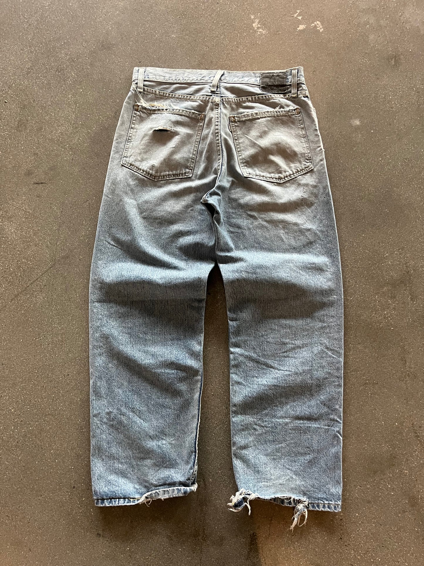 2000’S LOOSE SILVER TAB LEVI’S - 30