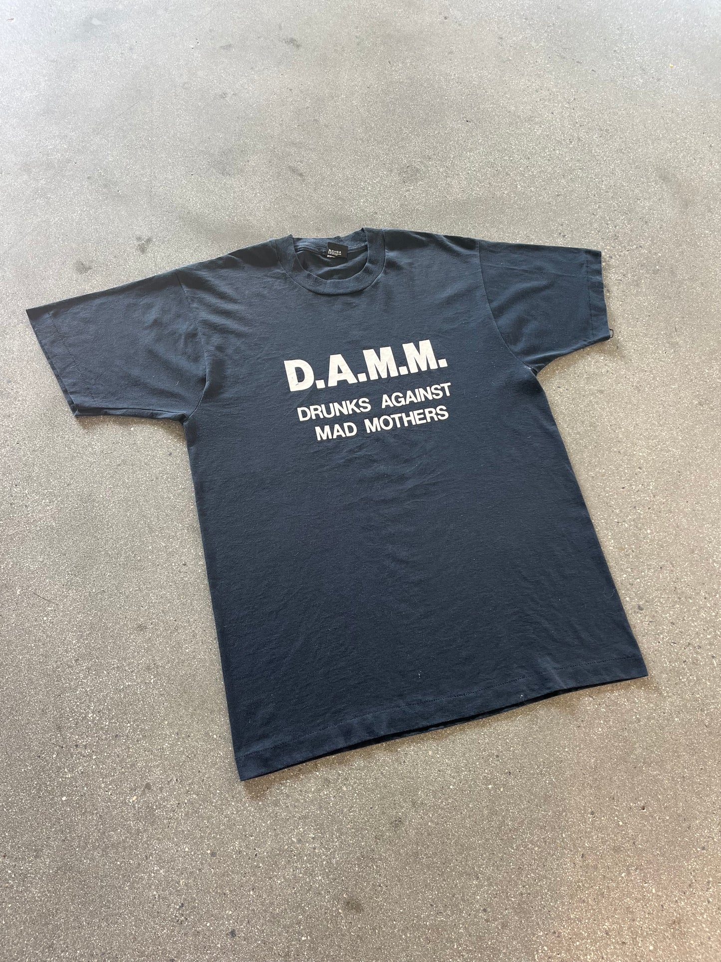 90’S “DRUNKS AGAINST MAD MOTHERS” TEE - L/XL