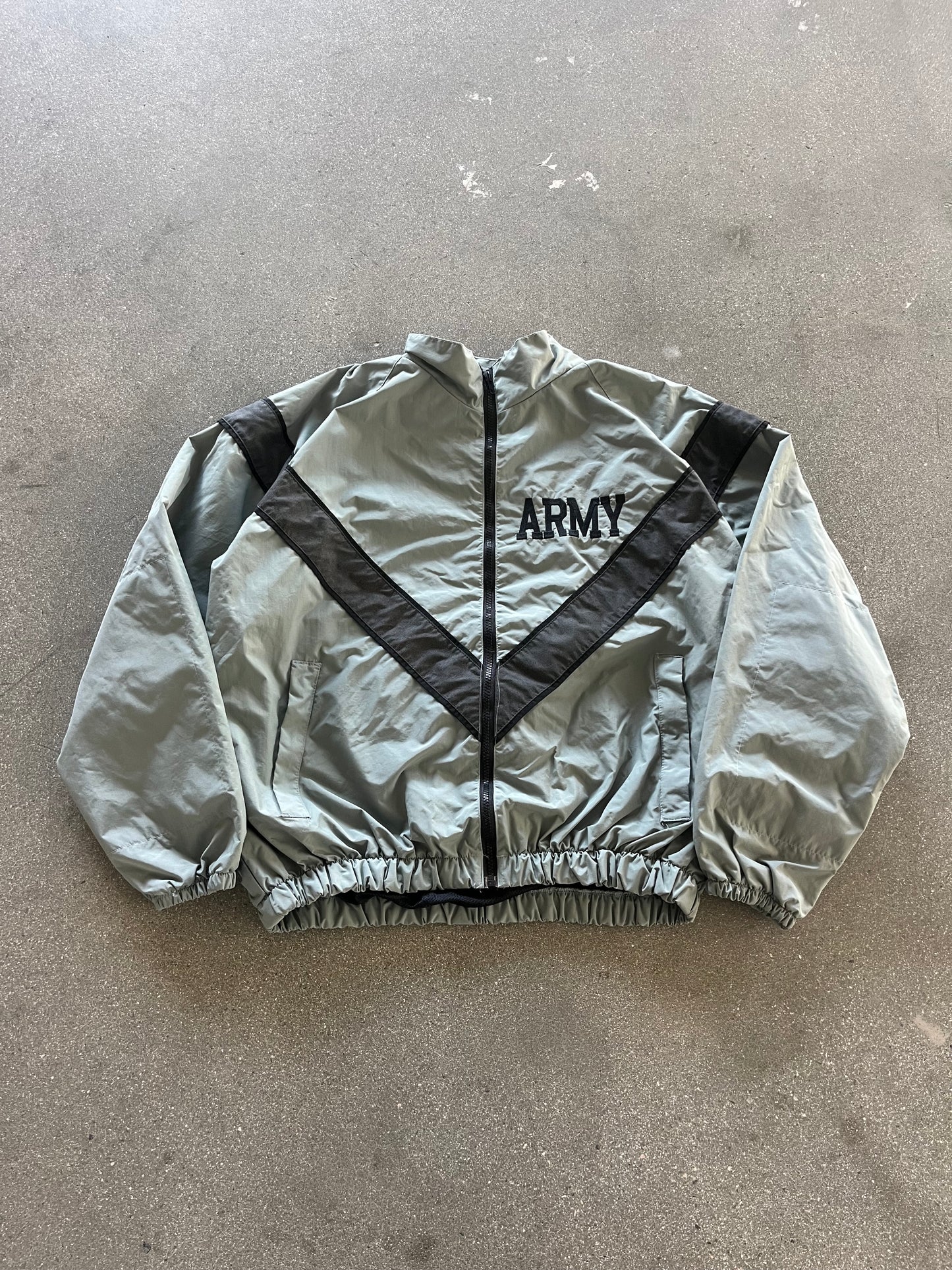 90’S ARMY TRAINING NYLON ZIP UP - BOXY L