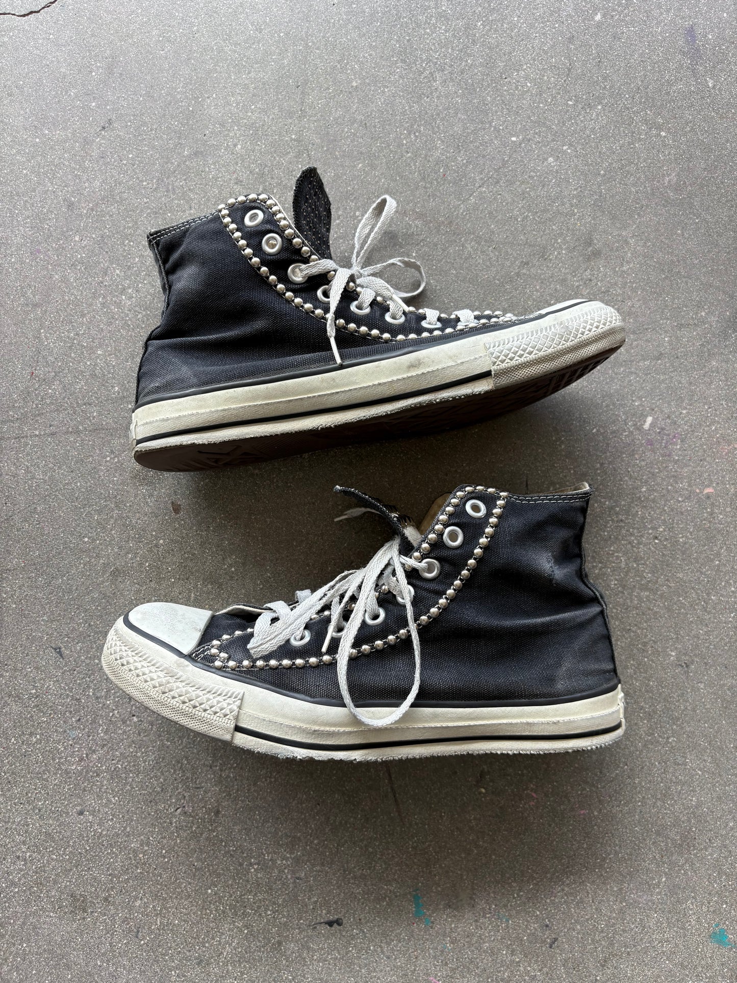 miUSA 90’S STUDDED FADED BLACK CONVERSE - 8 US MENS