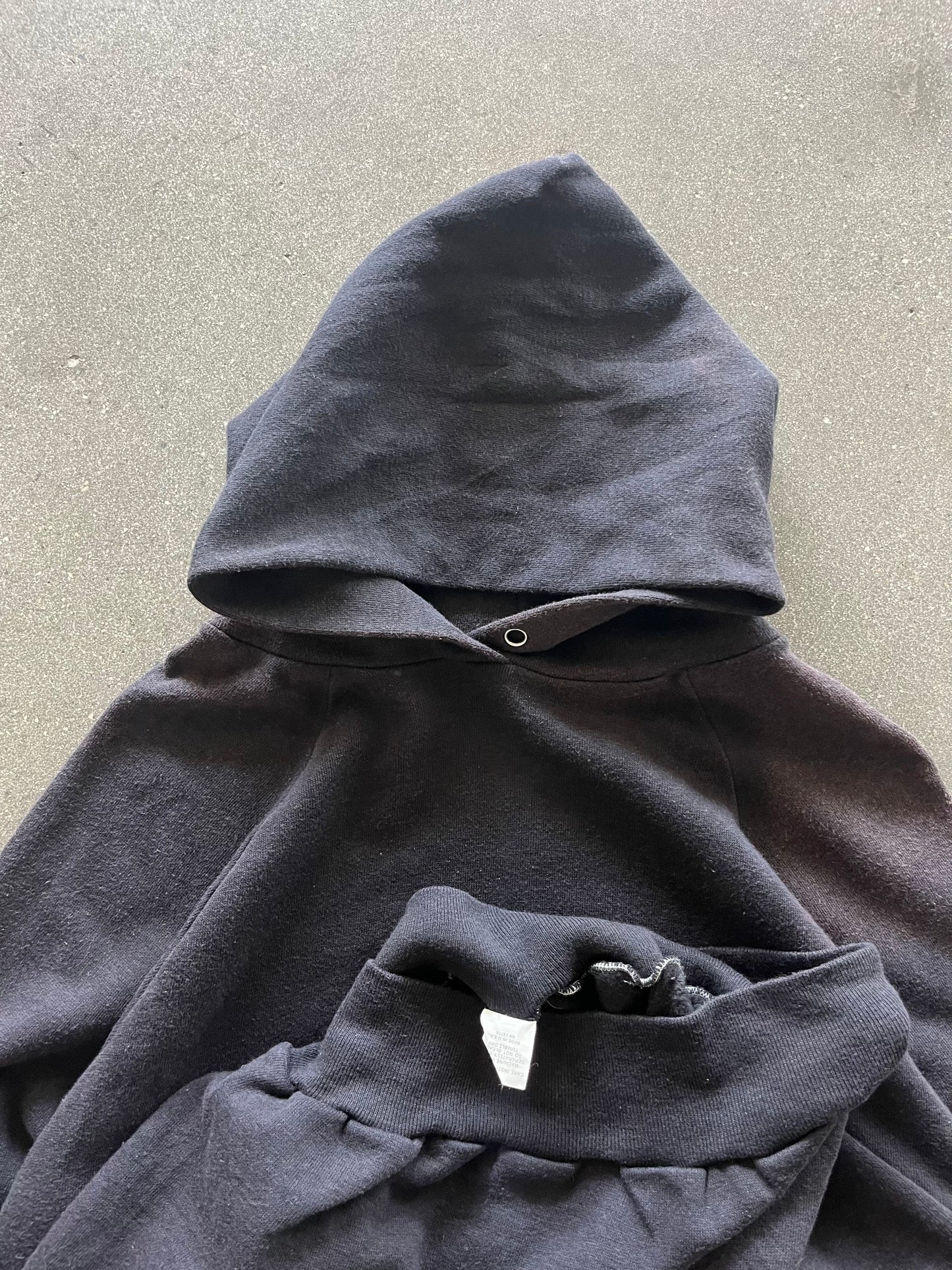 80’S RAGLAN SUNFADED BLACK BLANK HOODIE - BOXY M/L