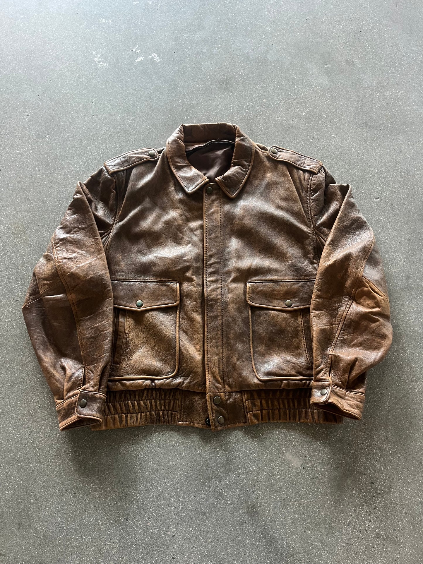 80’S A2 BROWN LEATHER FLIGHT JACKET - BOXY L