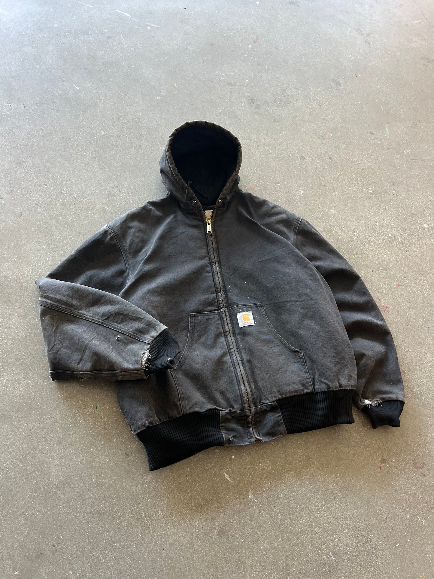 90’S FADED BLACK CARHARTT HOODED JACKET - BOXY L