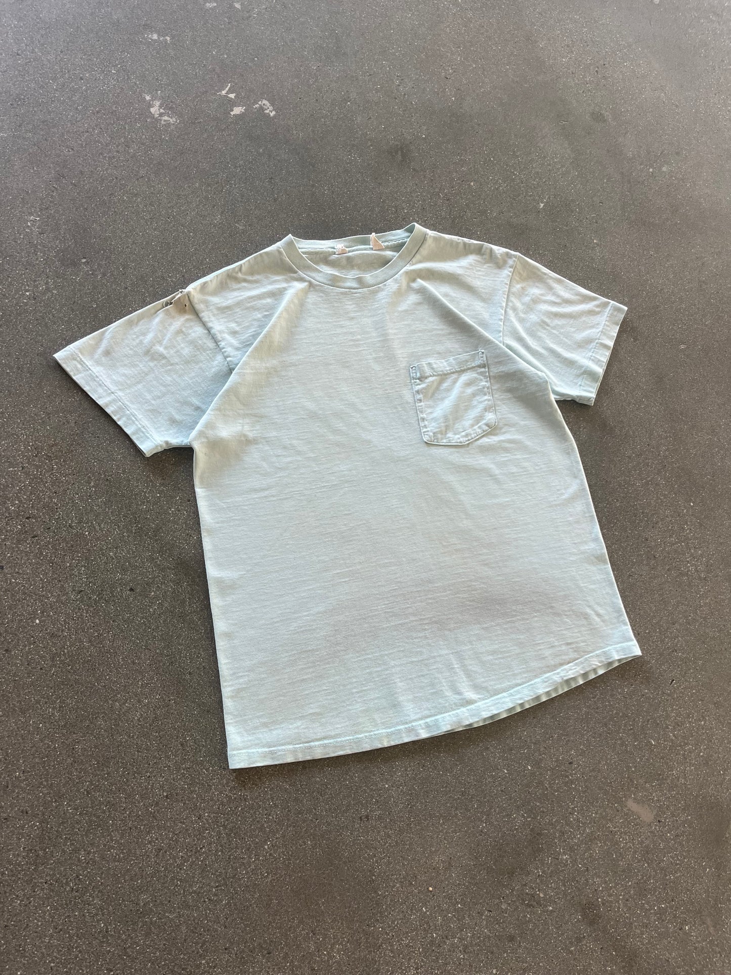 60’S PALE TEAL POCKET TEE - M/L