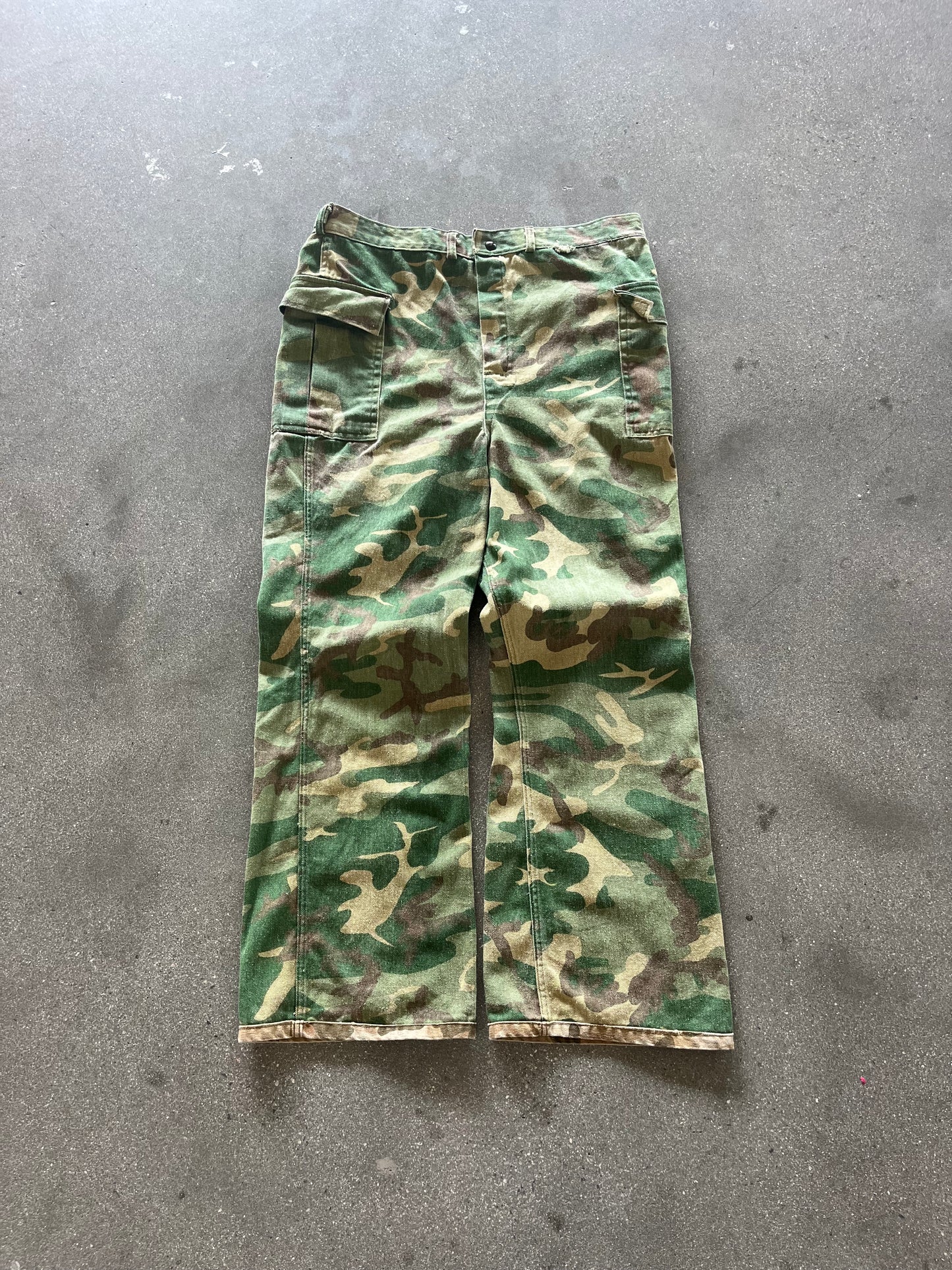 90’S ARMY CAMO CARGO PANTS - 38