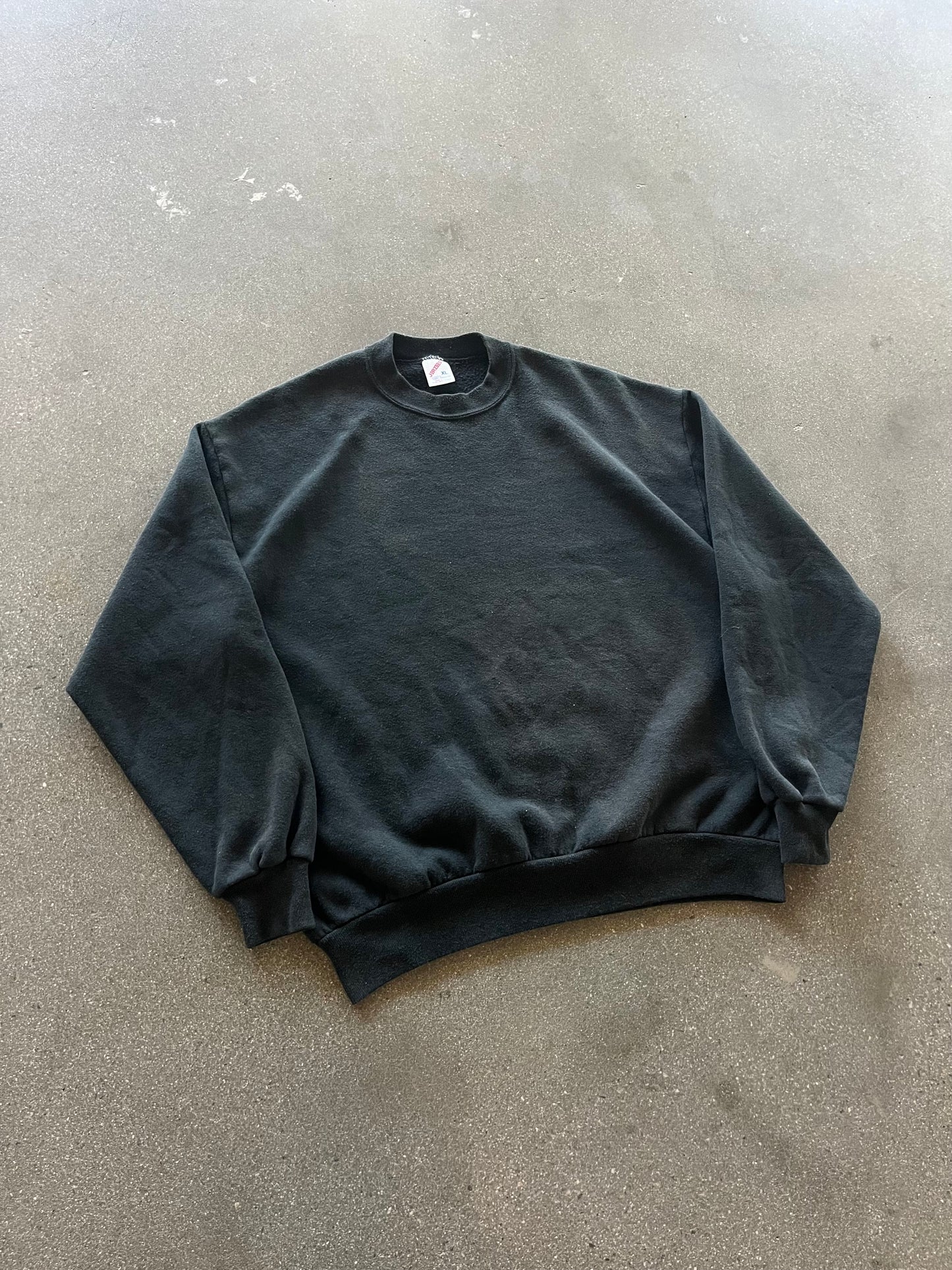 90’S FADED BLACK BLANK CREWNECK - BOXY L