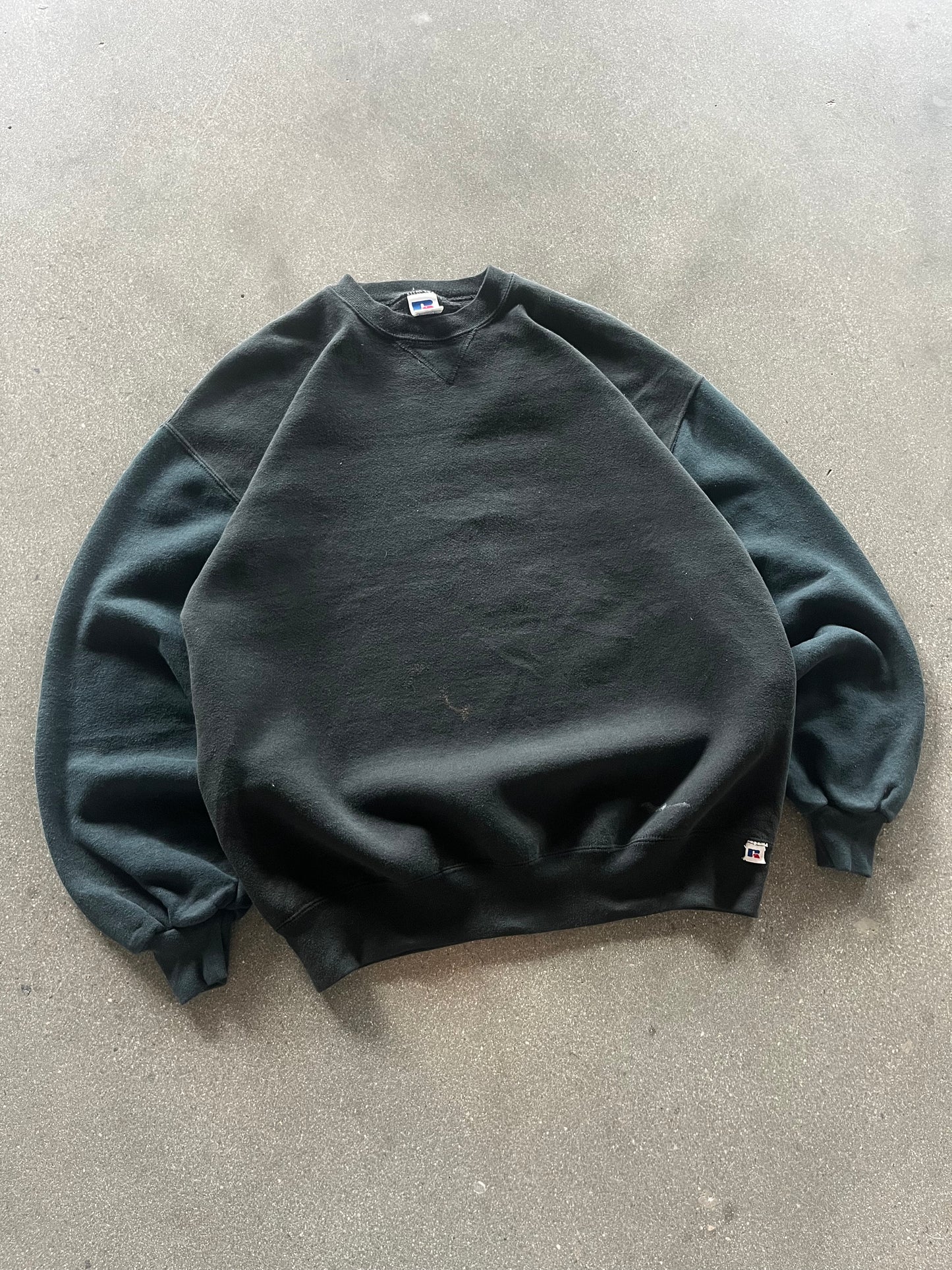 90’S FADED BLACK RUSSELL CREWNECK - BOXY L