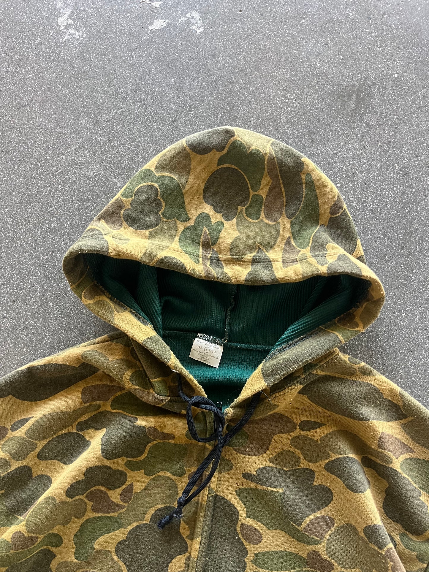 80’S THERMAL LINED CAMO ZIP UP HOODIE - M