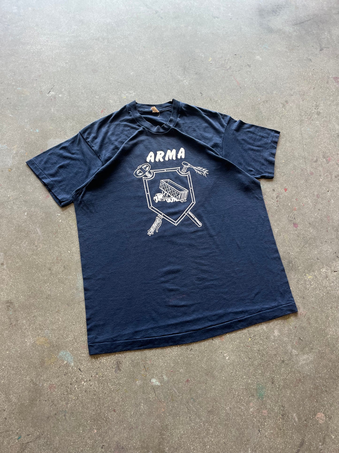80’S NAVY BLUE “ARMA” TEE - L