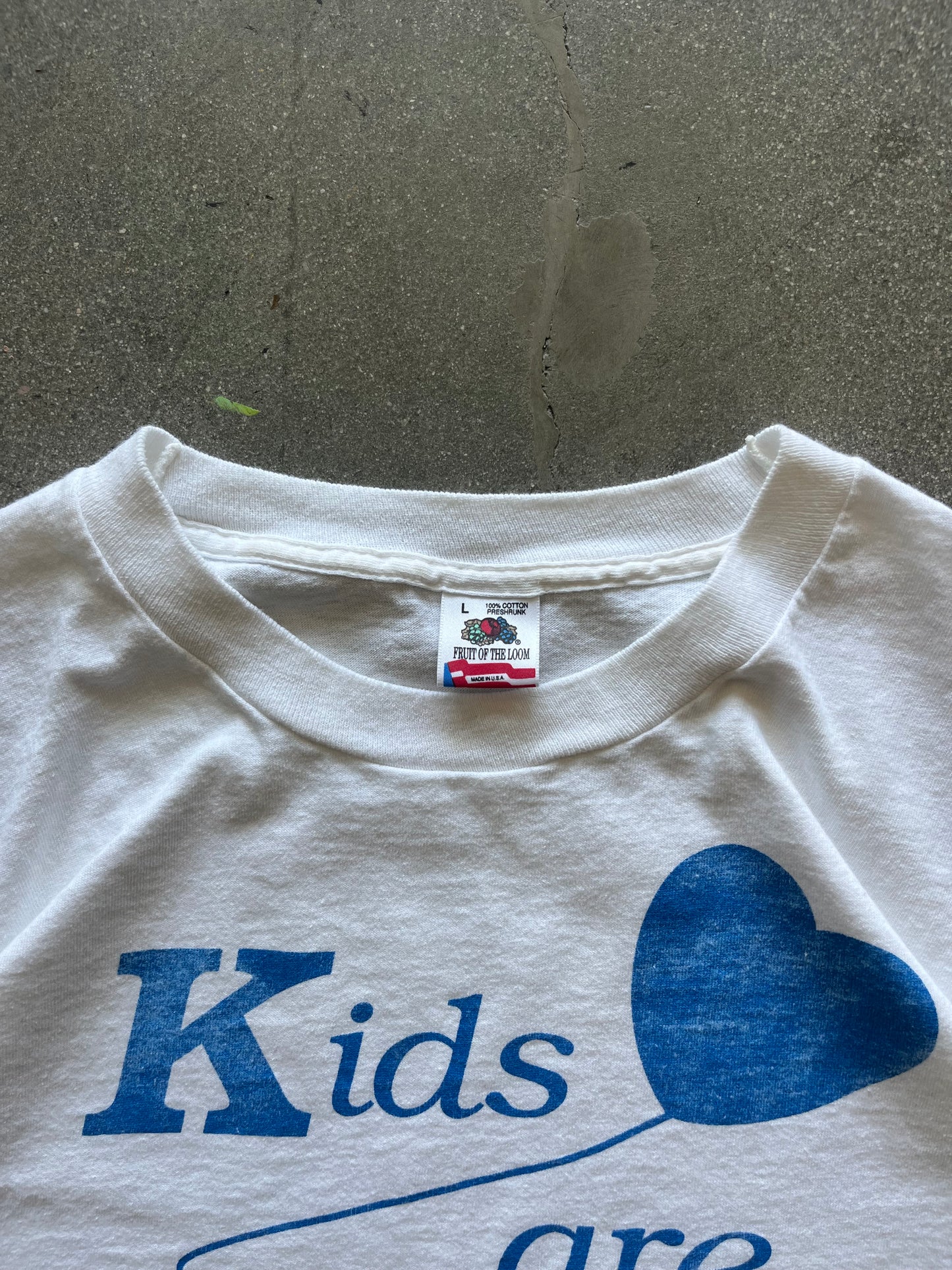 90’S “KIDS ARE TO LOVE” TEE - L