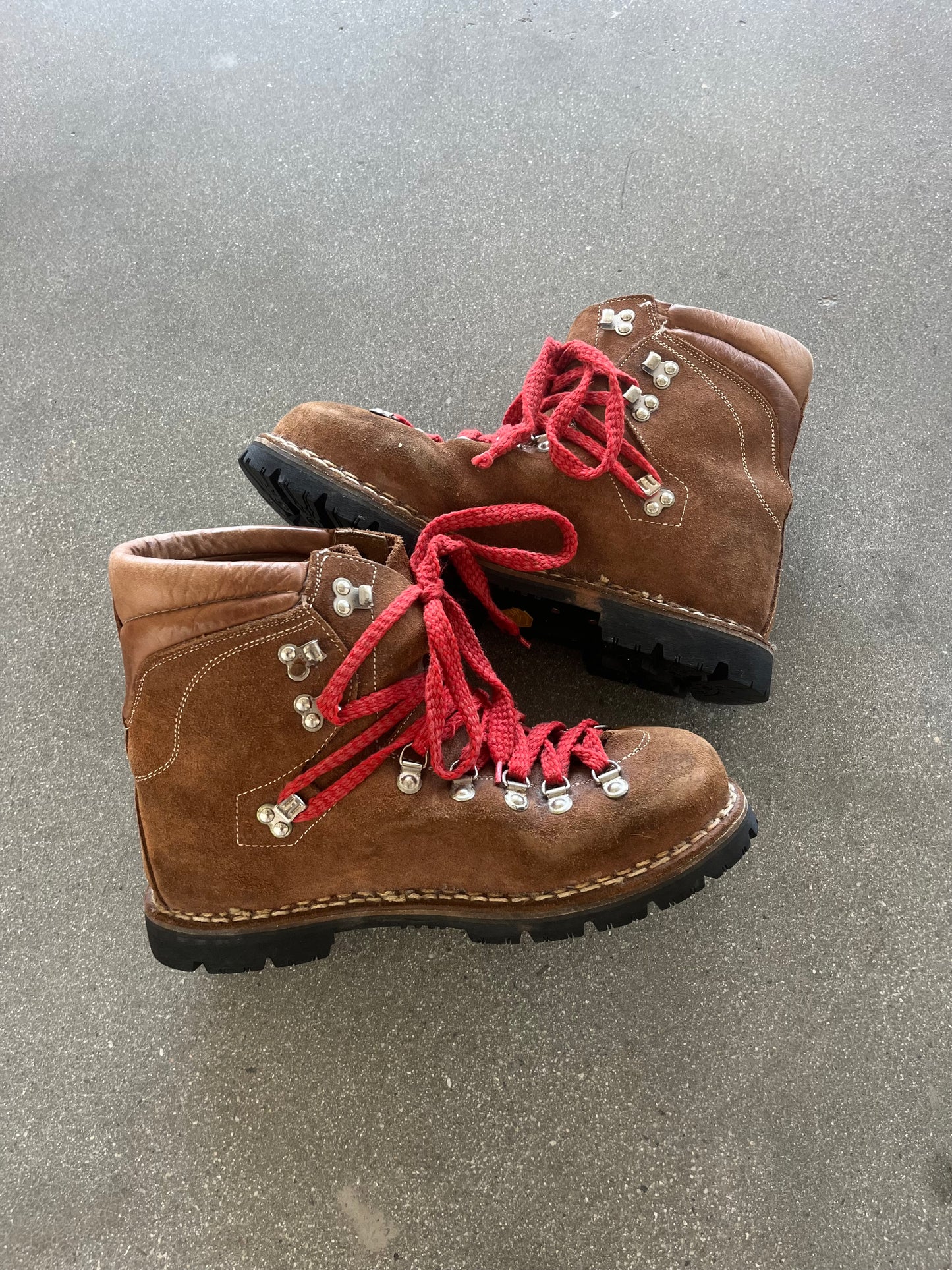 90’S THOM MCAN BROWN SUEDE HIKING BOOTS - 11.5