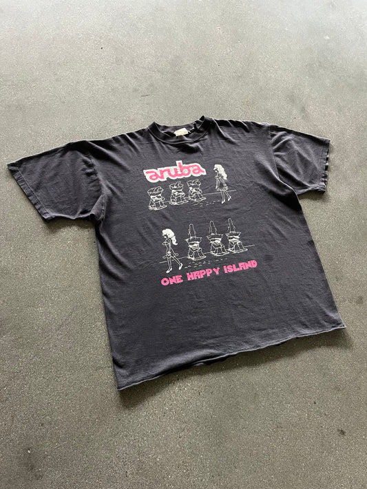 90’S ARUBA “ONE HAPPY ISLAND” TEE - BOXY XL