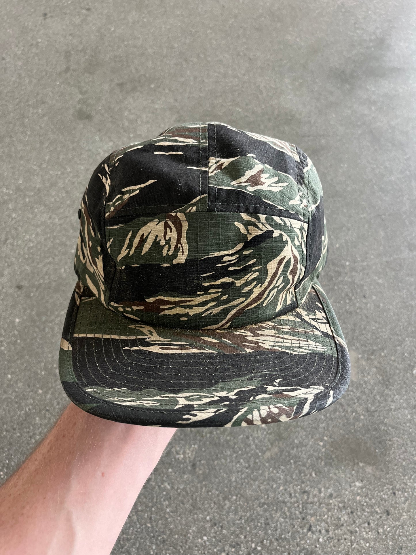 90’S CAMO ARMY HAT - ONE SIZE