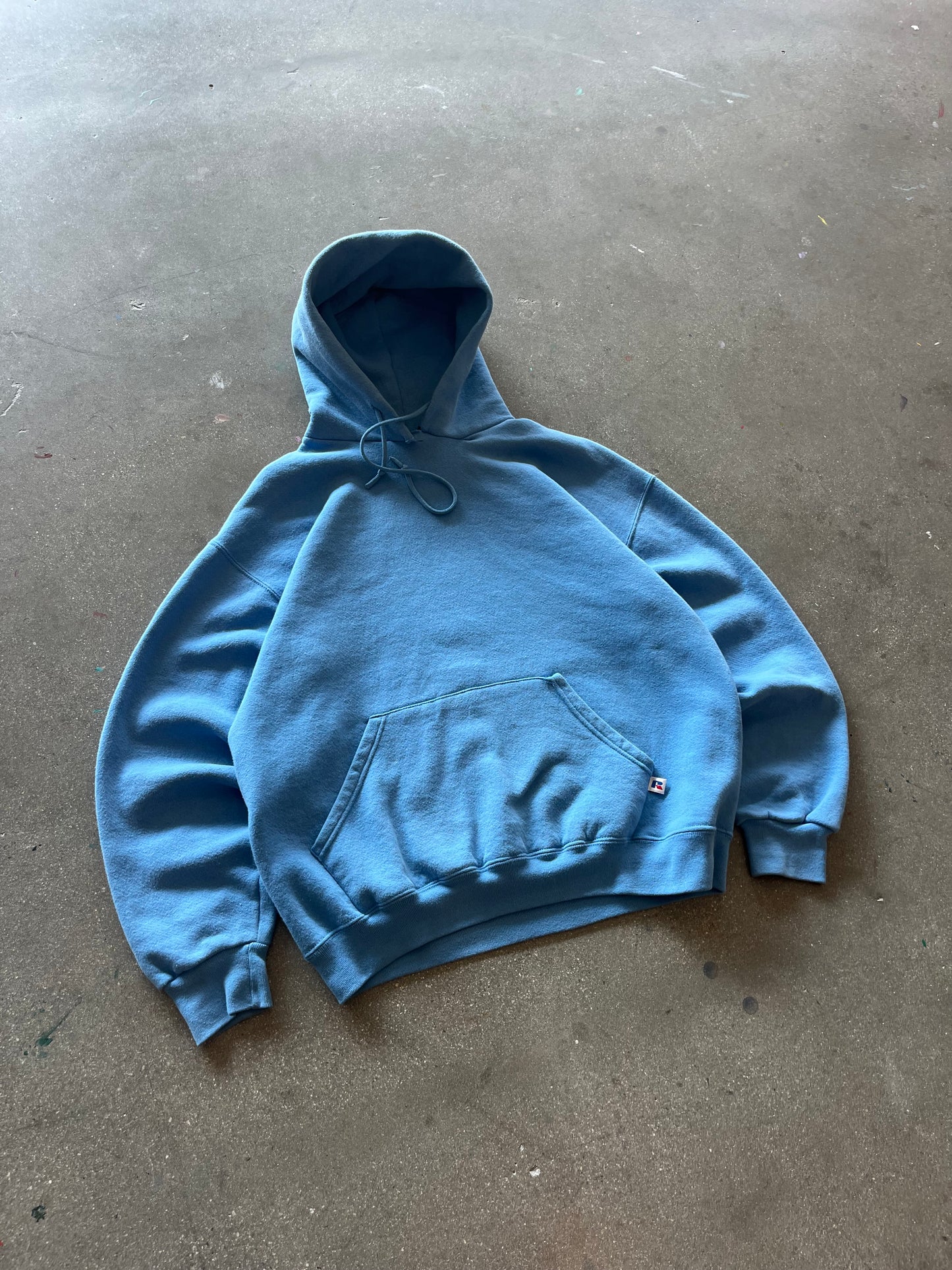 90’S SKY BLUE RUSSELL ATHLETIC HOODIE - BOXY L