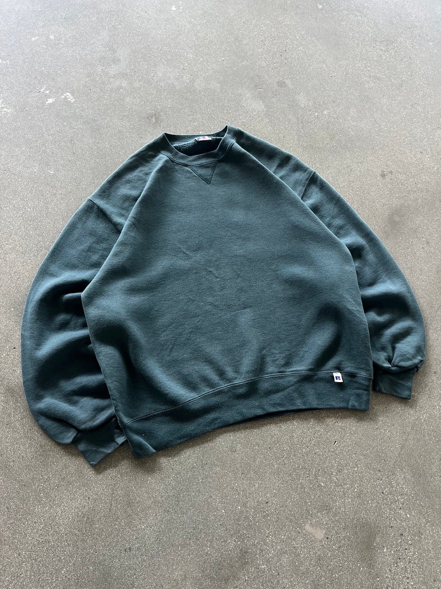 90’S HUNTER GREEN RUSSELL ATHLETIC CREWNECK- BOXY L