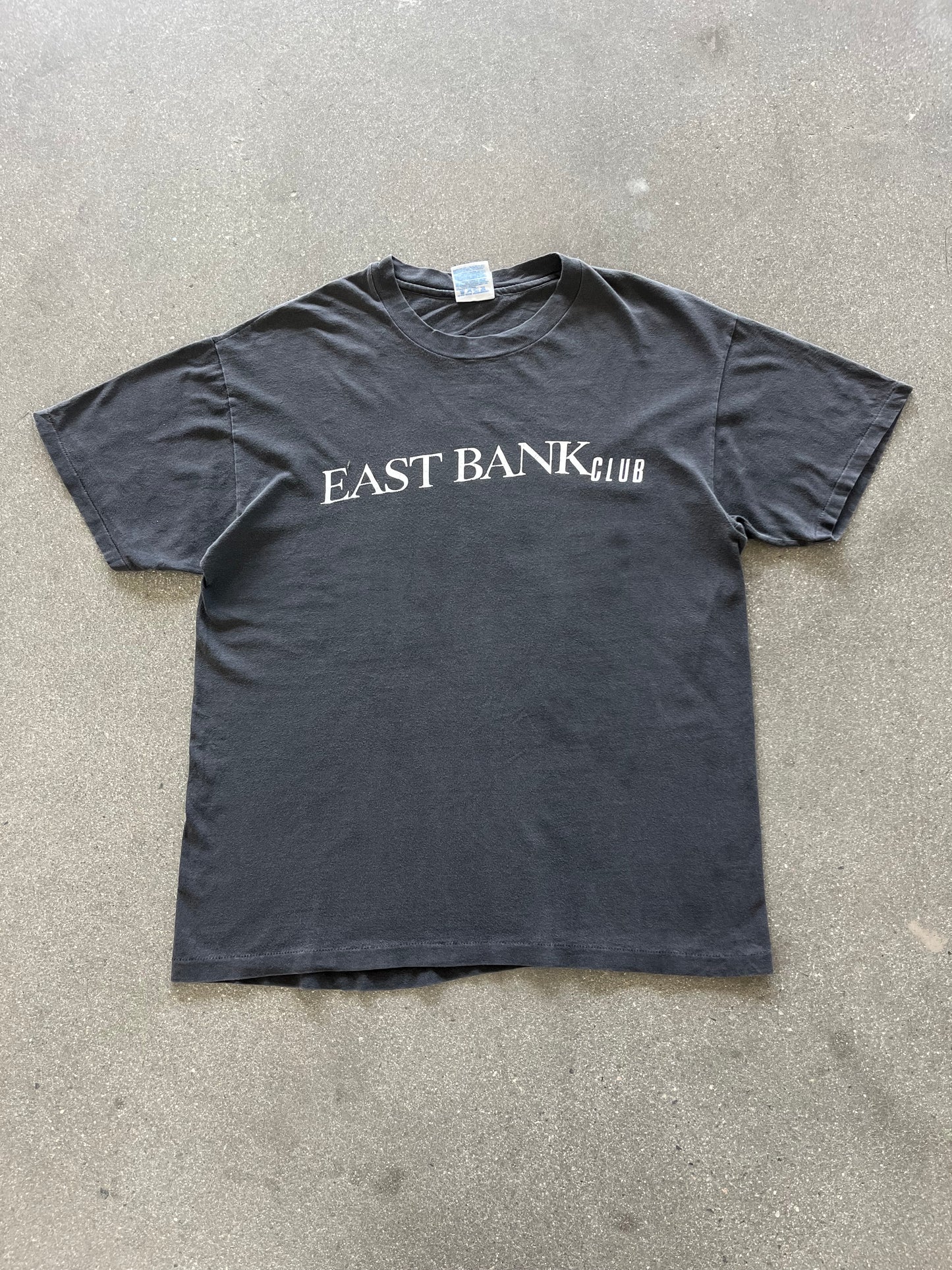 90’S FADED “EAST BANK CLUB” TEE - L