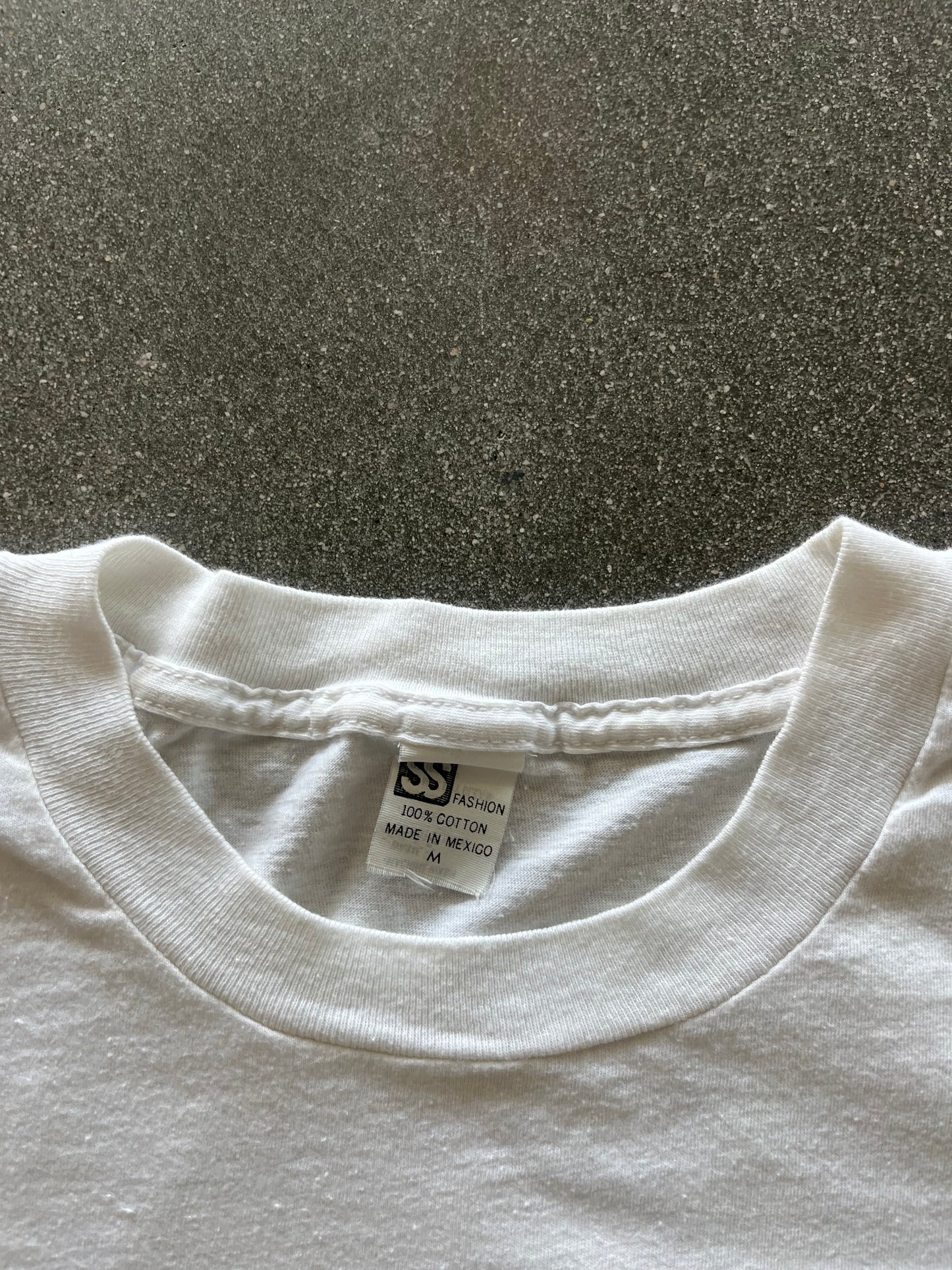 90’S MERCEDES BENZ TEE - M