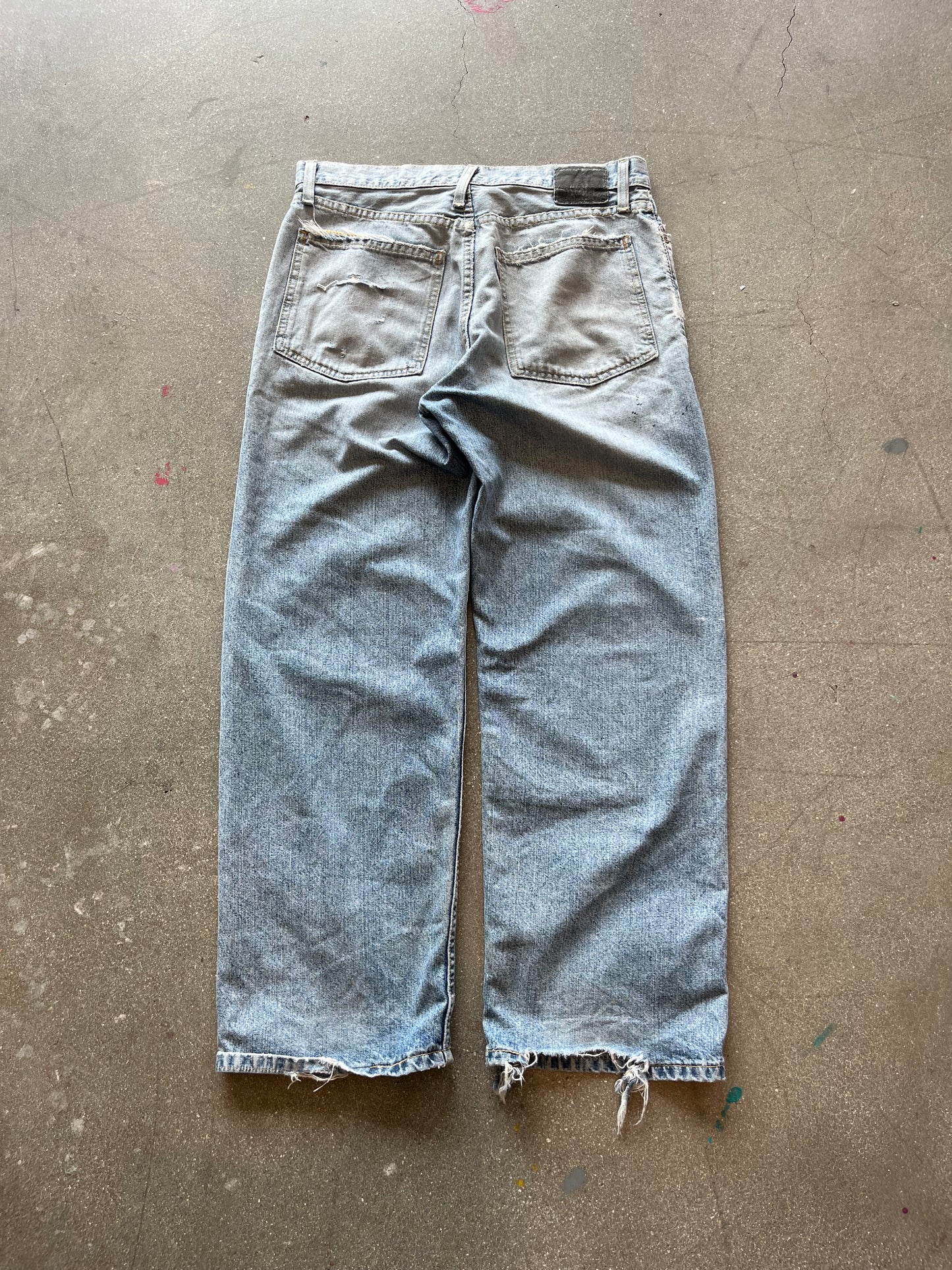 90’S LIGHT WASH BAGGY LEVI’S SILVERTABS - 31