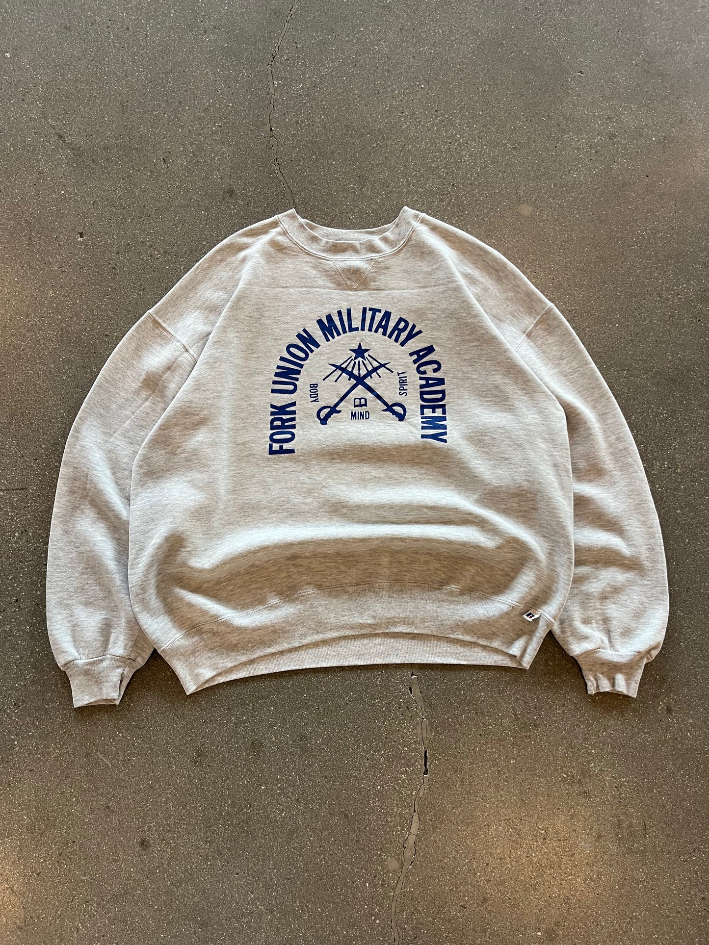 90’S GRAY MILITARY ACADEMY RUSSELL CREWNECK - BOXY XL