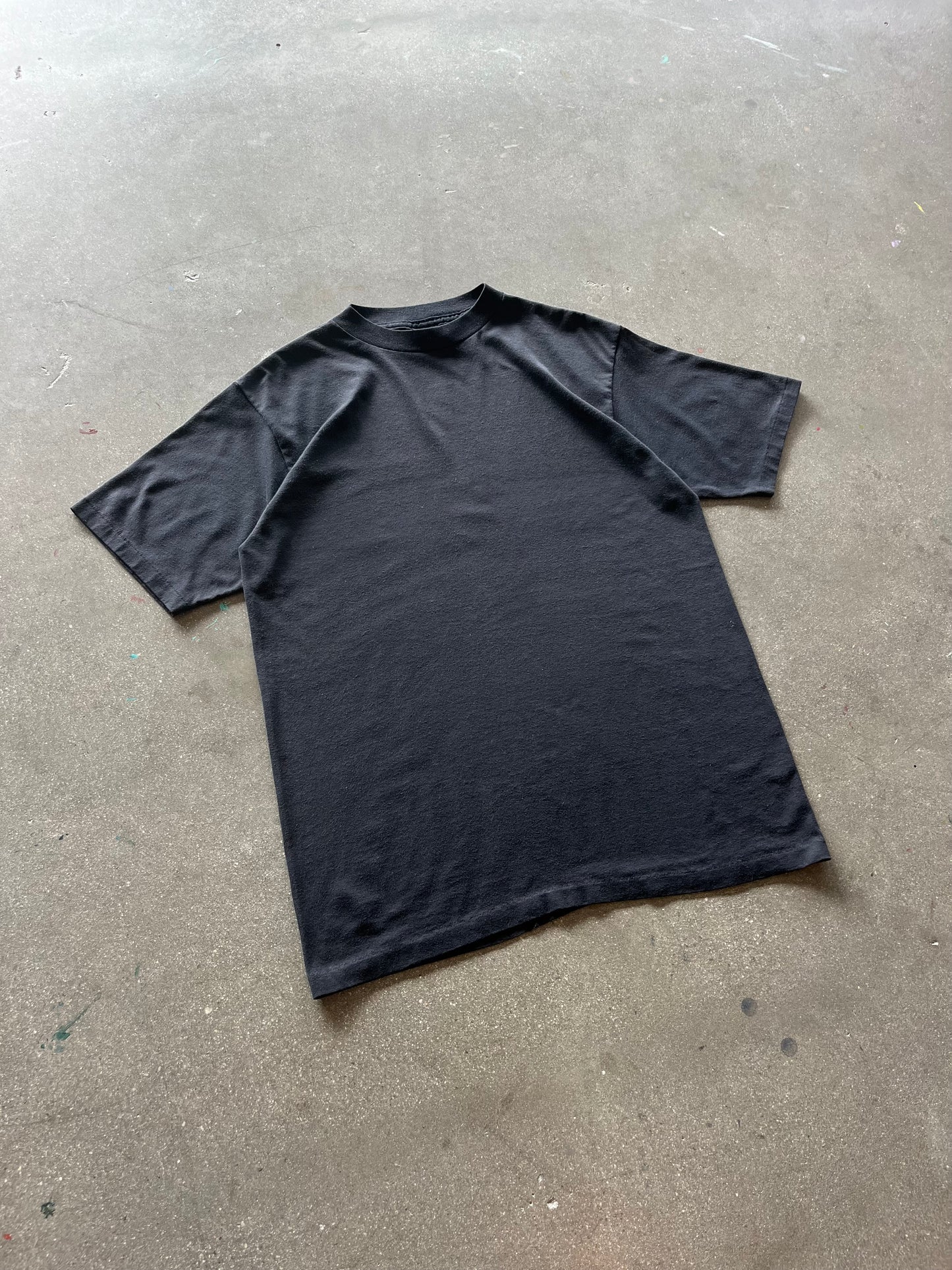 90’S BLACK BLANK TEE - XL