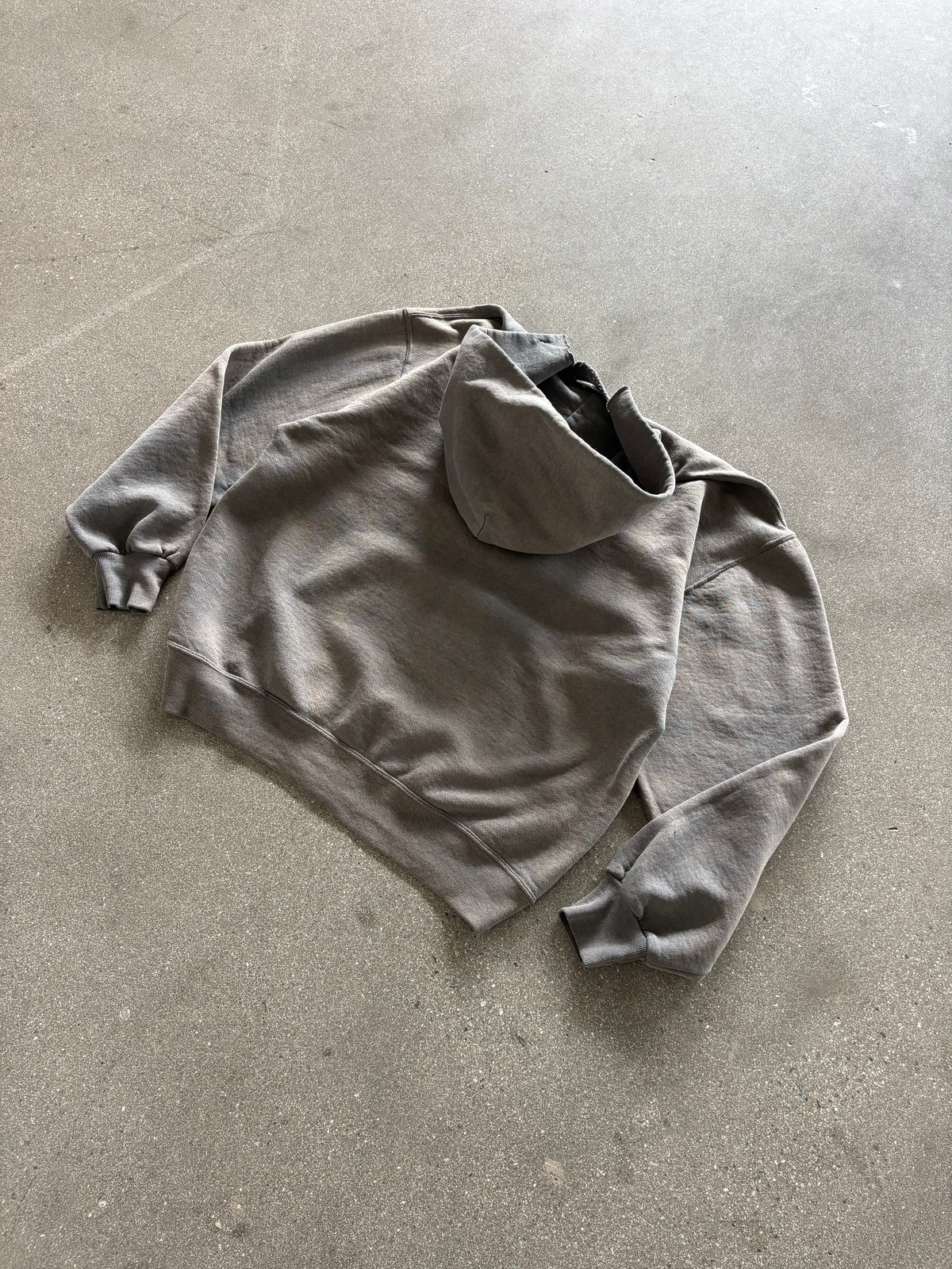 90’S SUNFADED CHARCOAL RUSSELL HOODIE - L
