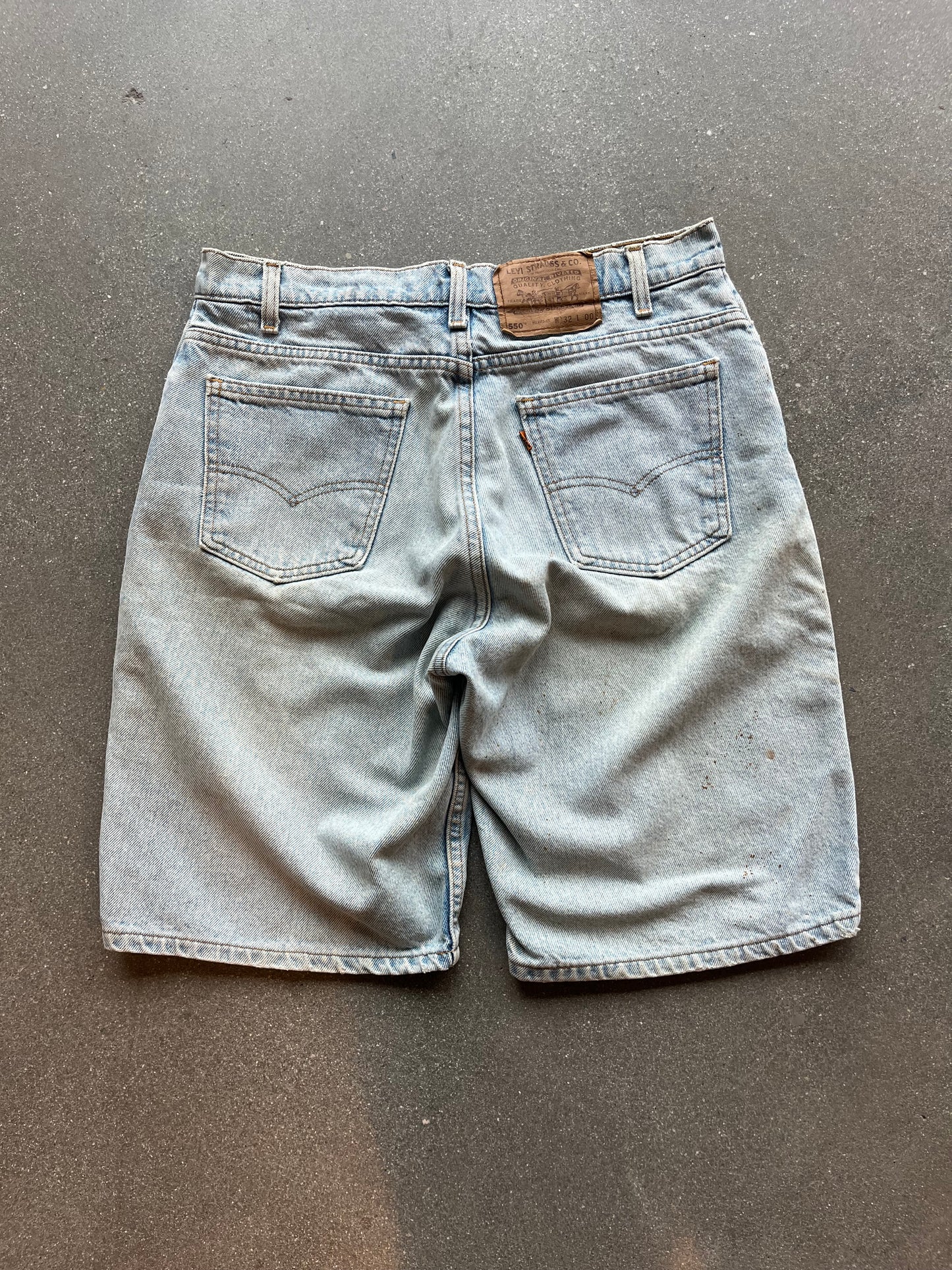 90’S ORANGE TAB 550 LEVI’S JORTS - 32