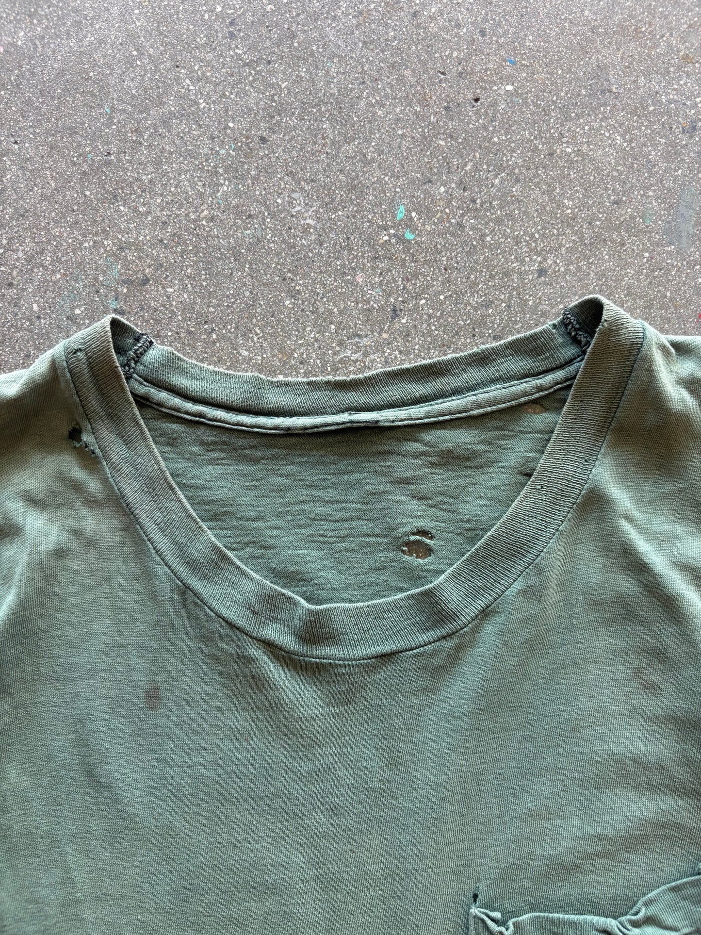 70’S THRASHED FADED GREEN POCKET TEE - M