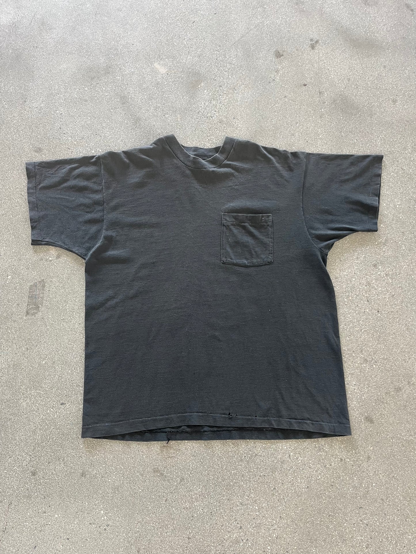 90’S BLACK BLANK POCKET TEE - BOXY L